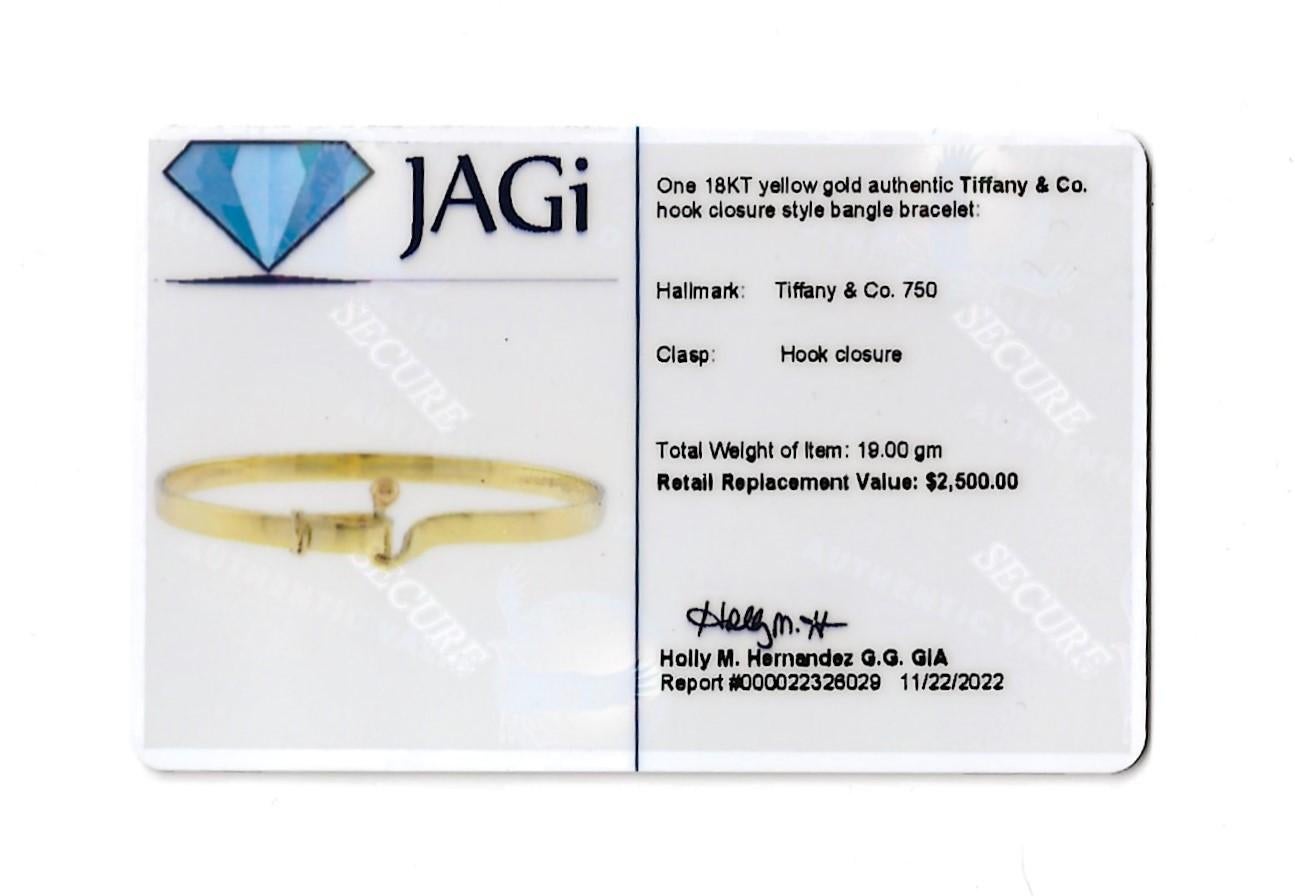 Tiffany & Co. Polished 18 Karat Yellow Gold Hook and Eye Bangle Bracelet 11