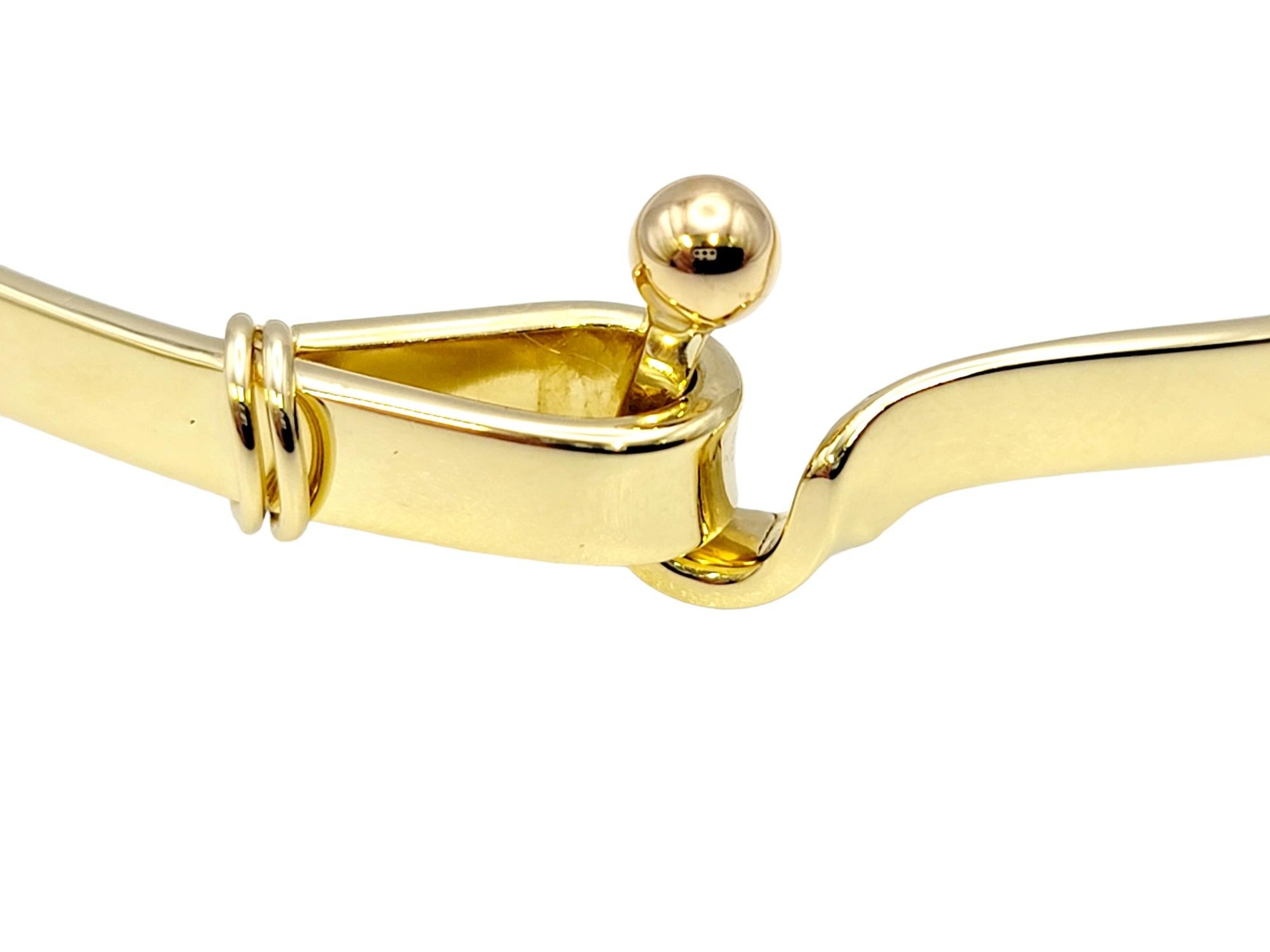 Contemporary Tiffany & Co. Polished 18 Karat Yellow Gold Hook and Eye Bangle Bracelet