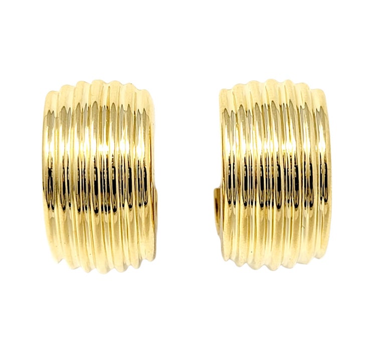 Tiffany & Co. Polished 18 Karat Yellow Gold Ridged Huggie Hoop Pierced Earrings 10