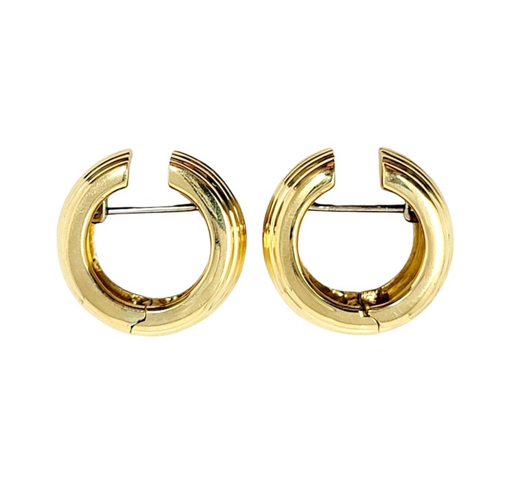 Tiffany & Co. Polished 18 Karat Yellow Gold Ridged Huggie Hoop Pierced Earrings 3