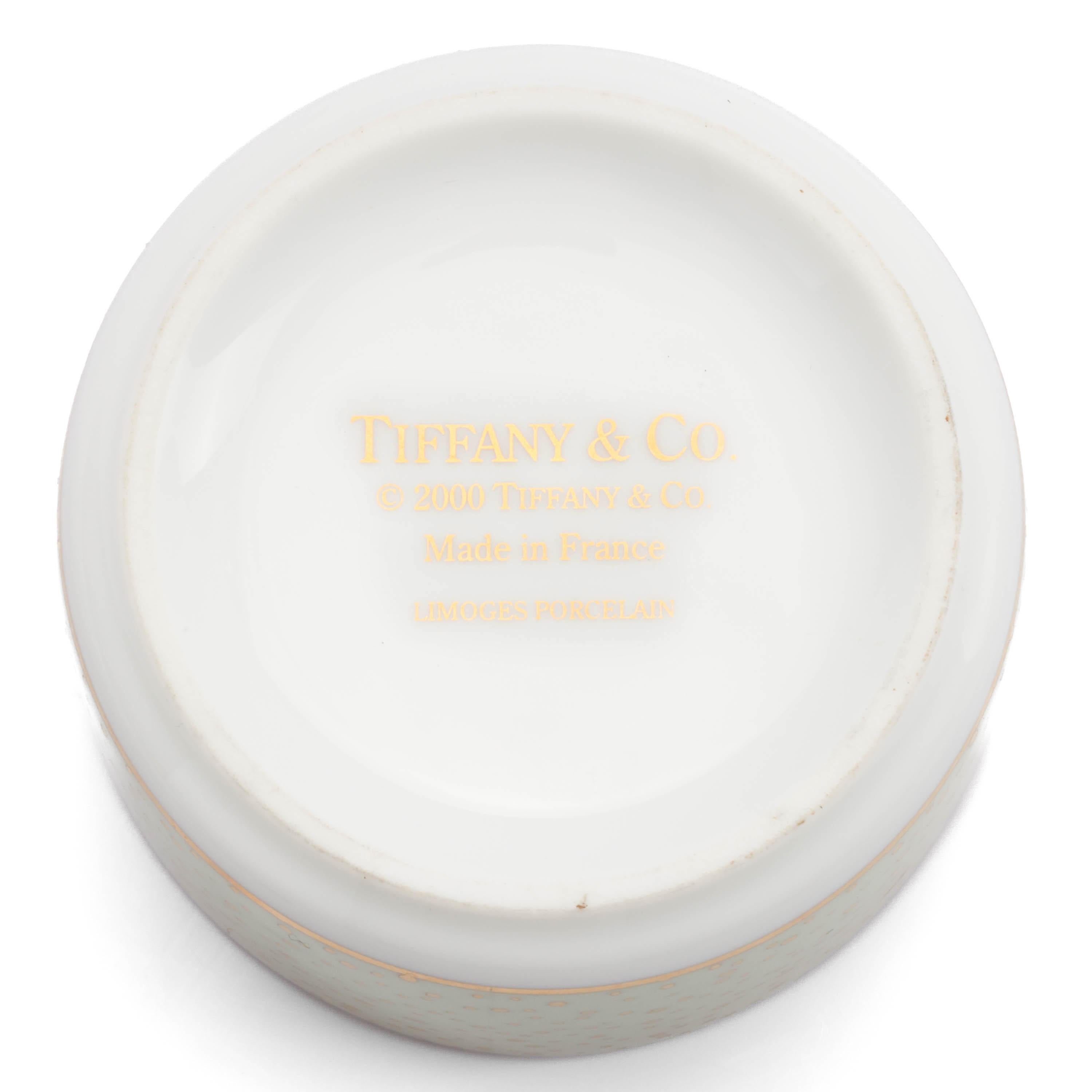 Tiffany & Co. Boîte en porcelaine céladon et or France en vente 2