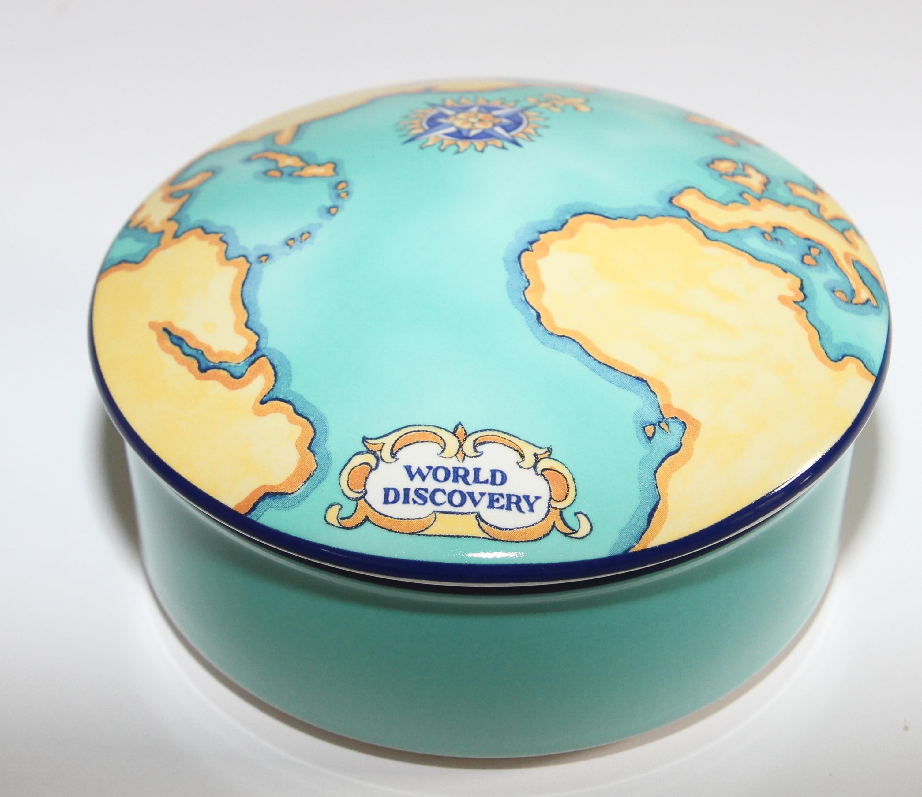 Tiffany & Co. Porcelain Lidded Trinket Box Designed for Tauck World France For Sale 2