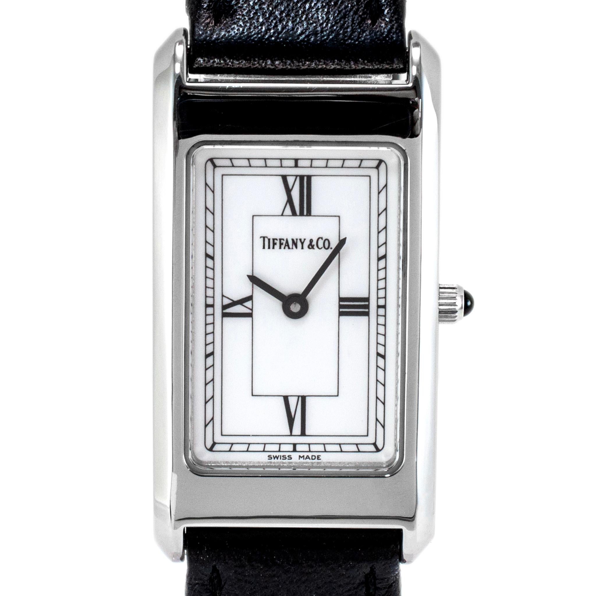 Marca: Tiffany & Co. 

Sexo: Señoras 

Tipo de metal: Acero inoxidable

Diámetro: 20,00 mm 

Peso: 22,94 gramos

Dama de acero inoxidable TIFFANY & CO. Reloj de pulsera de fabricación suiza. La marca 