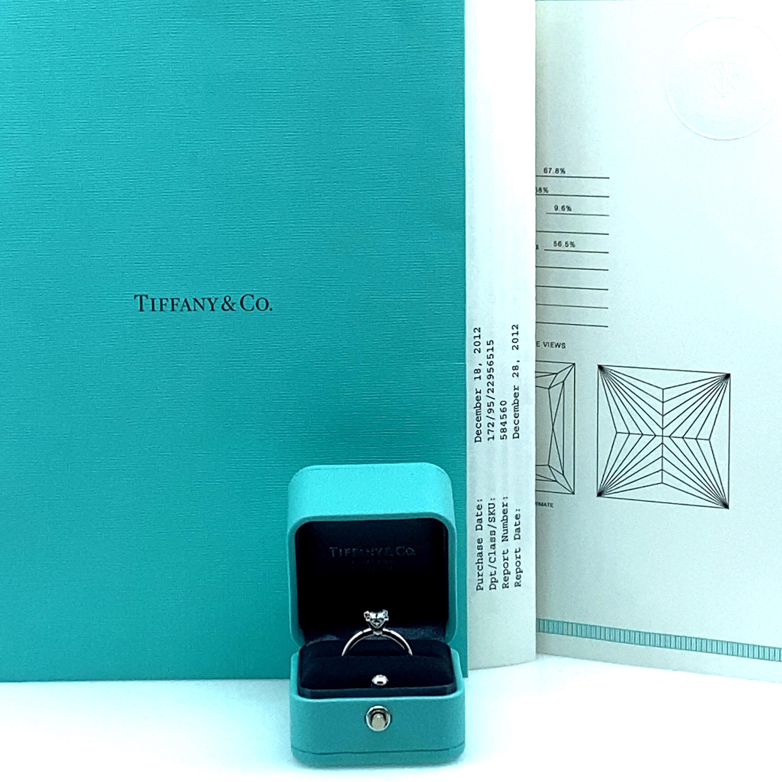 Tiffany & Co Verlobungsring aus Platin mit 0,73 Karat Solitär im Prinzessinnenschliff-Diamant im Angebot 1