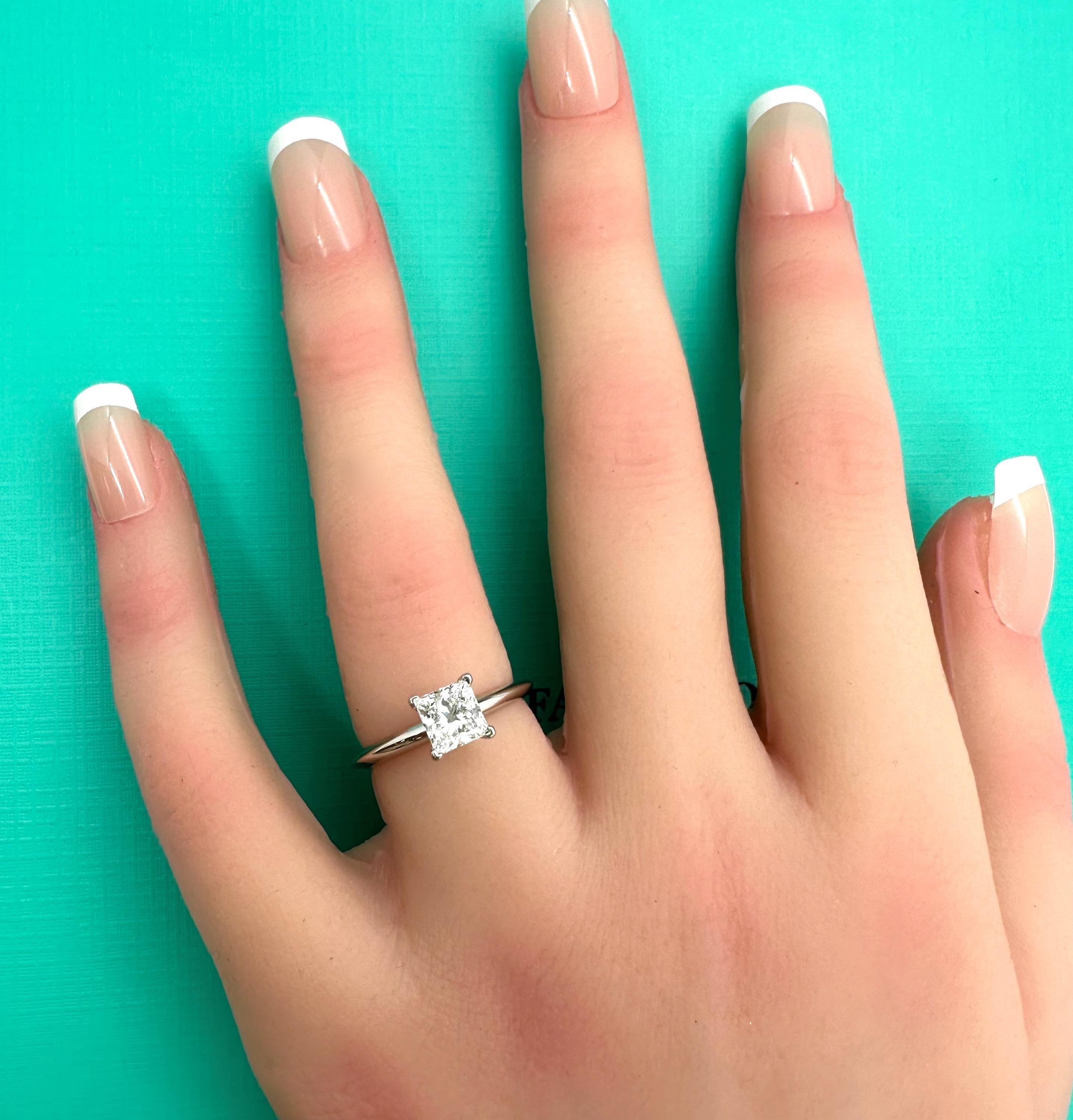 Tiffany & Co Princess Cut Diamond 0.92 cts F VS2 Platinum Engagement Ring For Sale 12