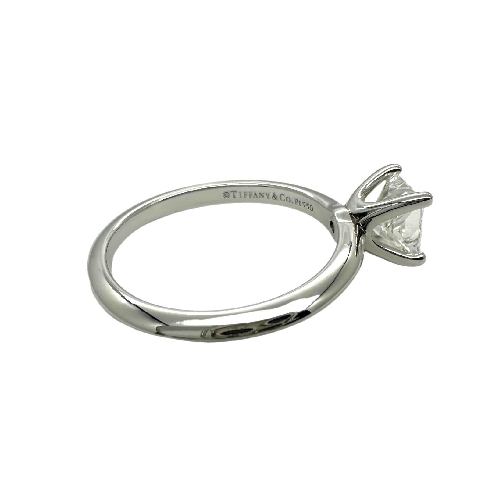 Tiffany & Co Princess Cut Diamond 0.92 cts F VS2 Platinum Engagement Ring For Sale 5