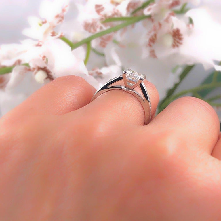 Tiffany & Co. Princess Diamond Engagement Ring 1.29 Carat Platinum For Sale 3