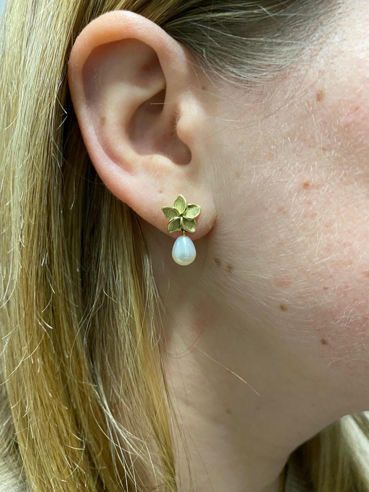 Women's or Men's Tiffany & Co. Pulmeria 18 Karat Gold and Freshwater Pearl Flower Drop Earrings