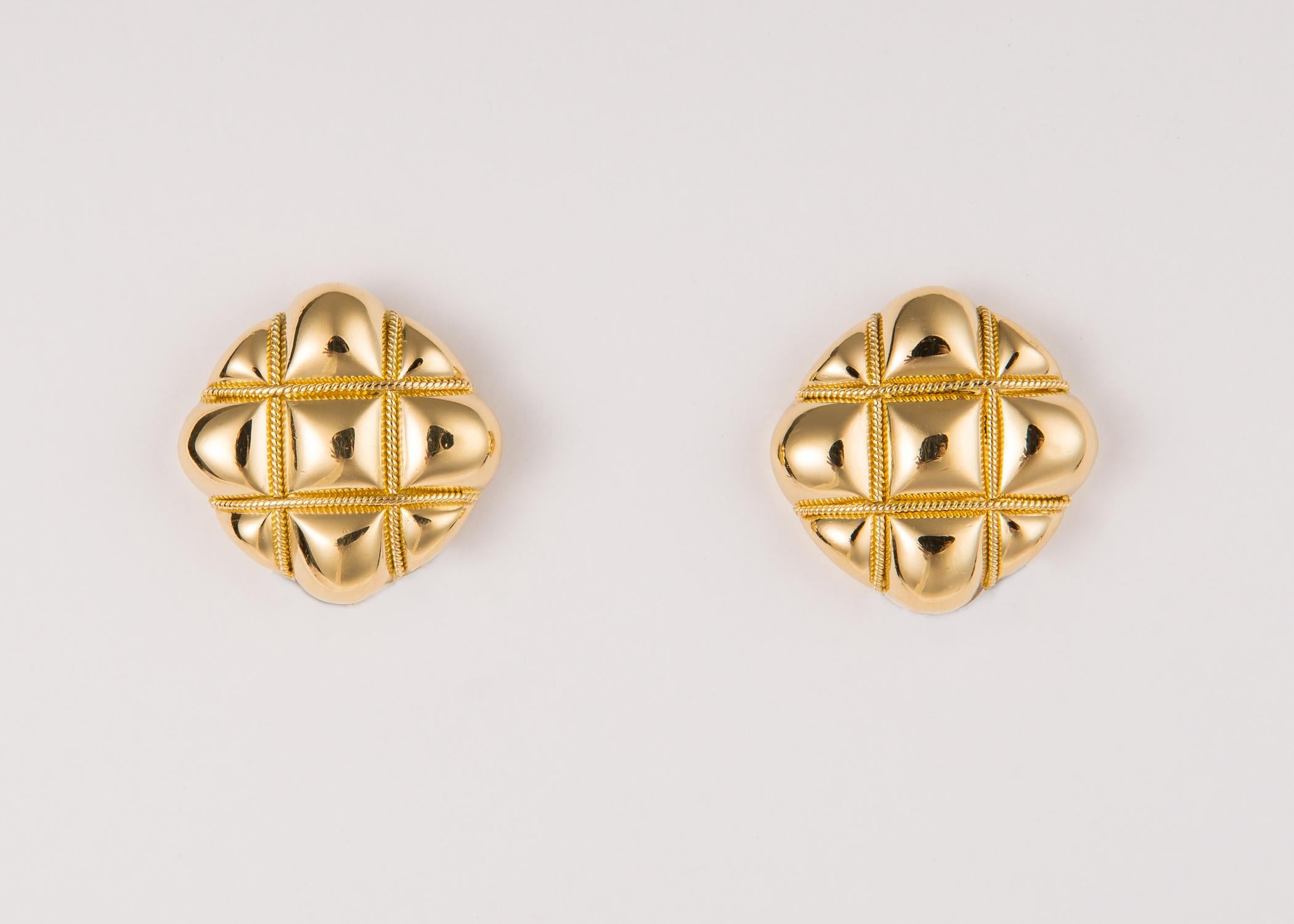 Contemporary Tiffany & Co. Quilted Gold Earrings For Sale