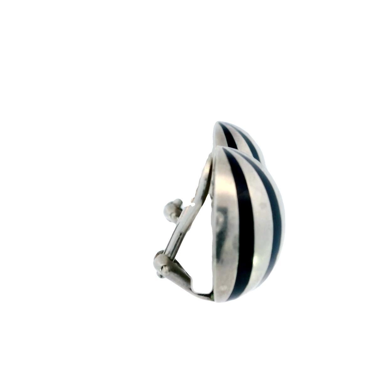 Tiffany & Co. Rari orecchini a clip a cupola con smalto blu, in argento sterling con scatola in vendita 7