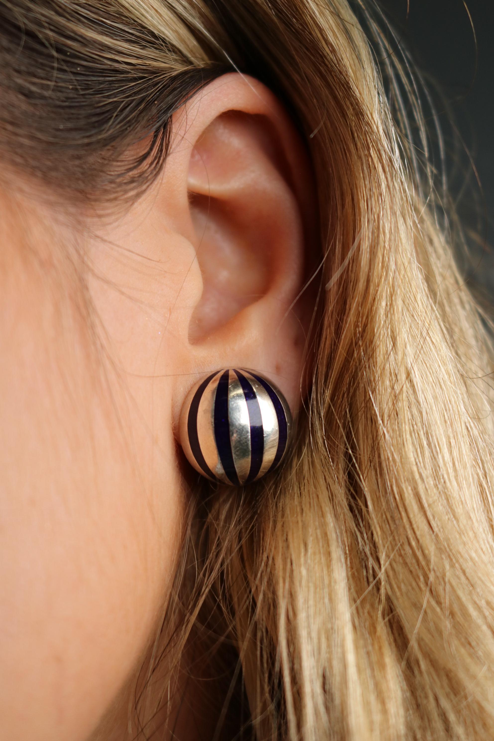 Tiffany & Co. Rari orecchini a clip a cupola con smalto blu, in argento sterling con scatola in vendita 8