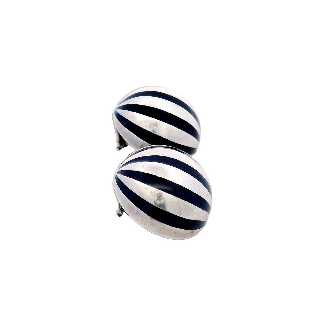 Tiffany & Co. Rari orecchini a clip a cupola con smalto blu, in argento sterling con scatola in vendita 1