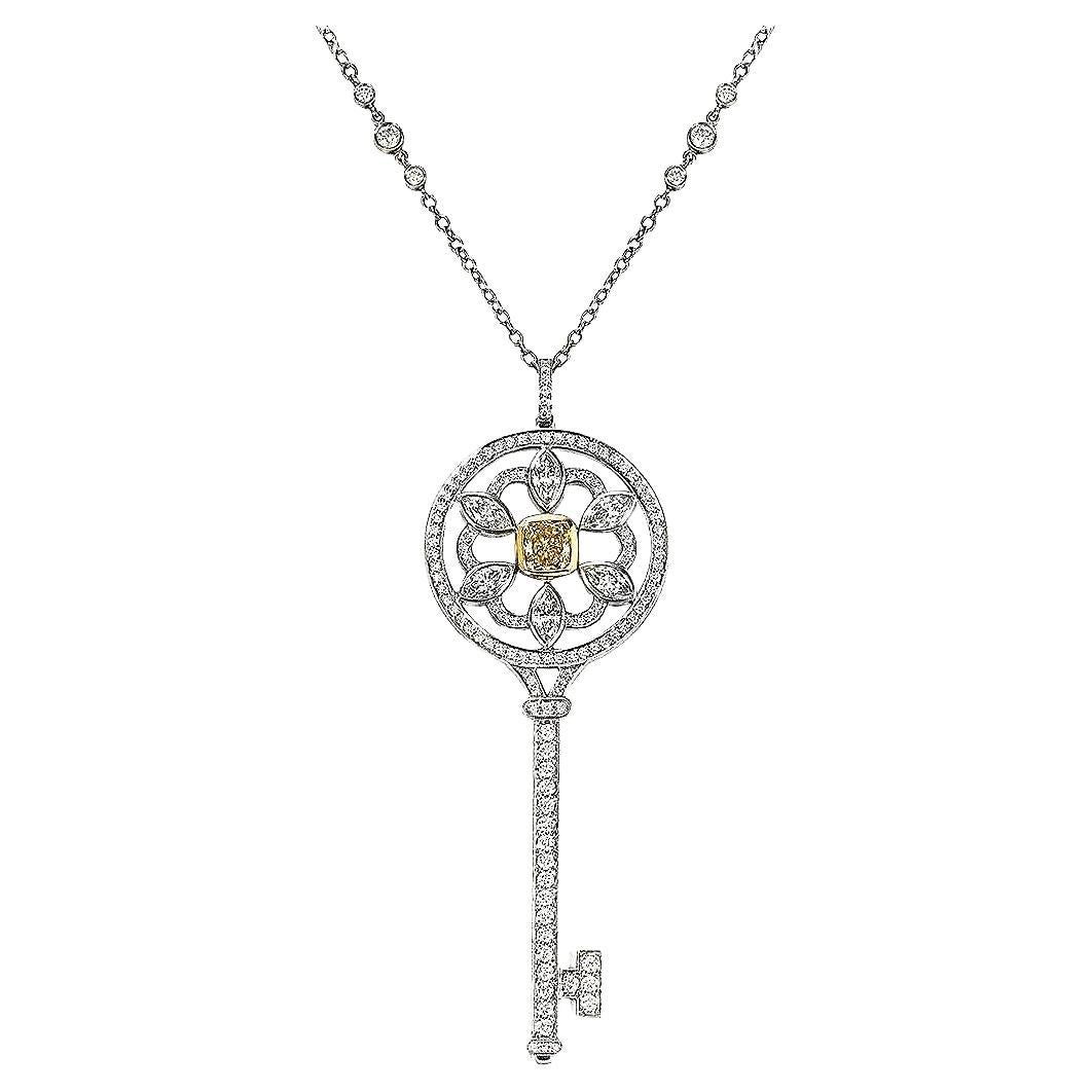 Tiffany 
Co. Rare Large Enchanted Bloom Diamond Key Pendentif 2.30ct TDW 44206721 en vente