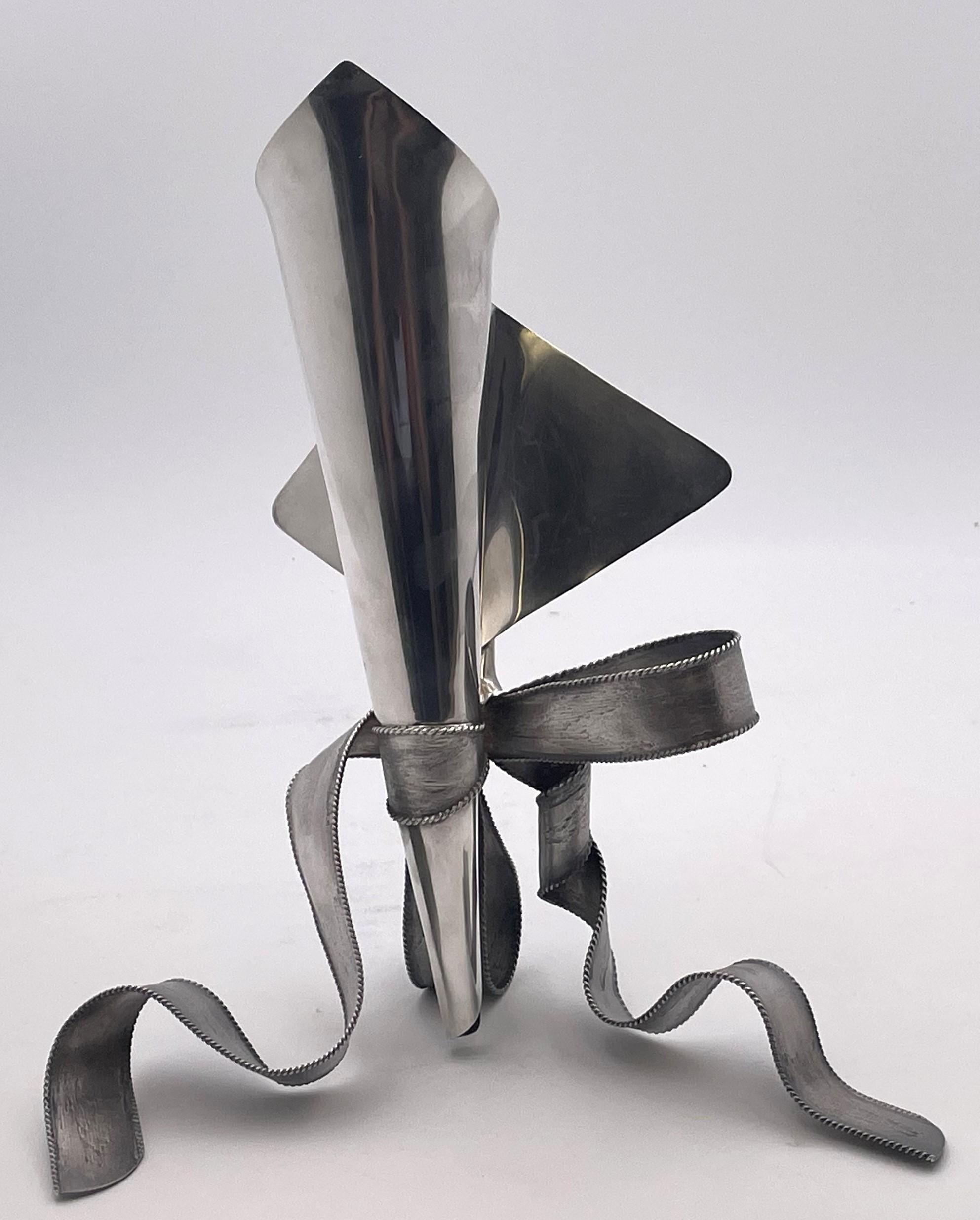 Tiffany & Co. Rare Sterling Silver Ribbon Bow Large Vase by Victor Carranza In Good Condition For Sale In New York, NY