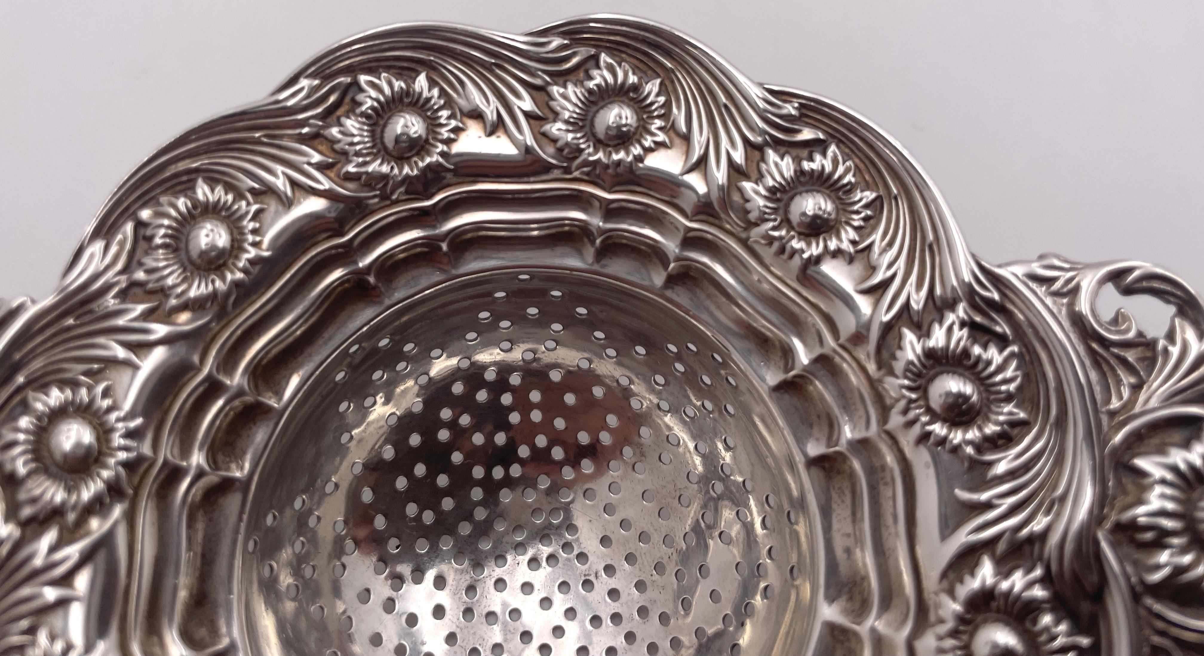 Tiffany & Co. Rare Sterling Silver Tea Strainer in Chrysanthemum Pattern In Good Condition For Sale In New York, NY
