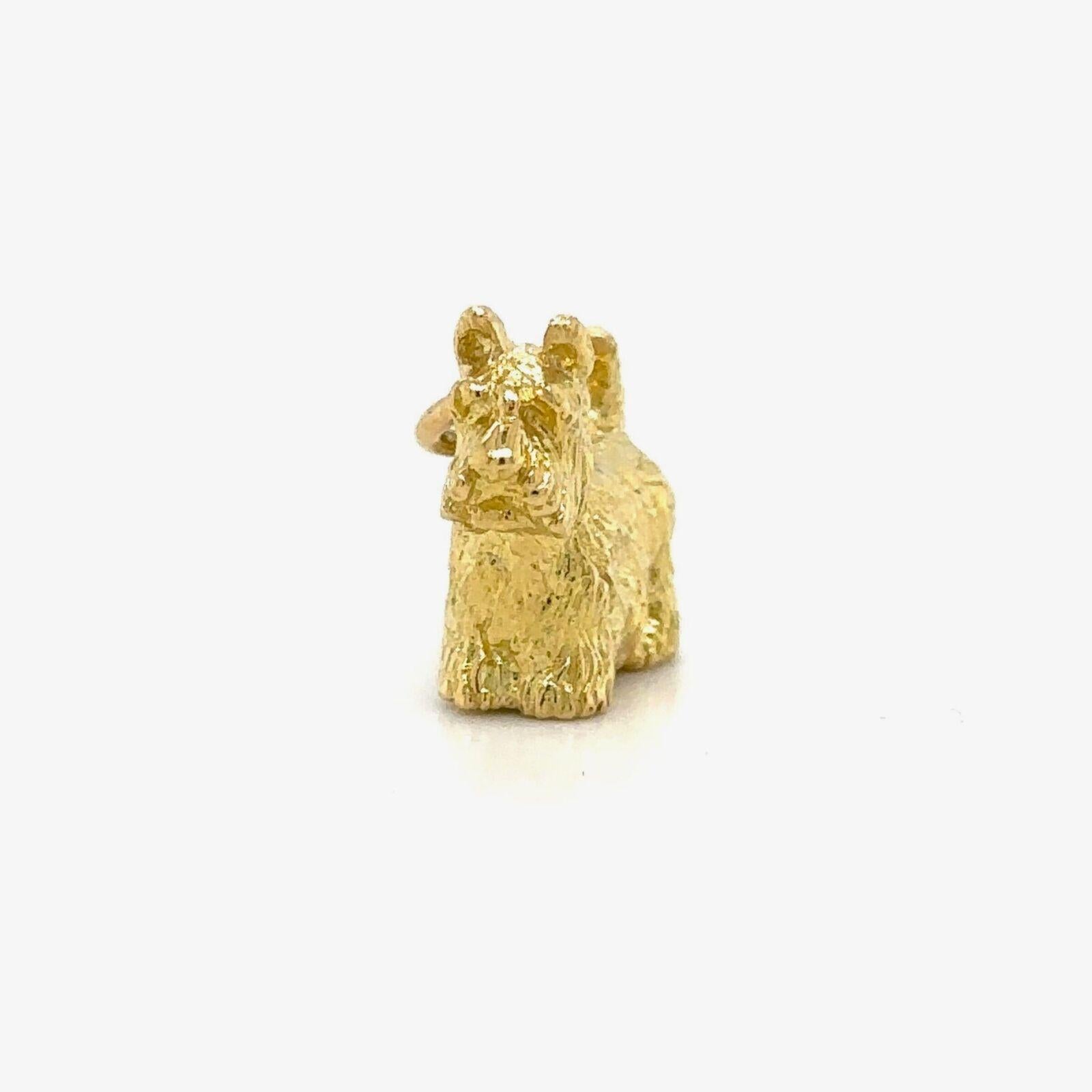 Women's or Men's Tiffany & Co. Rare Vintage 18 Karat Gold Scottish Terrier Dog Charm Pendant
