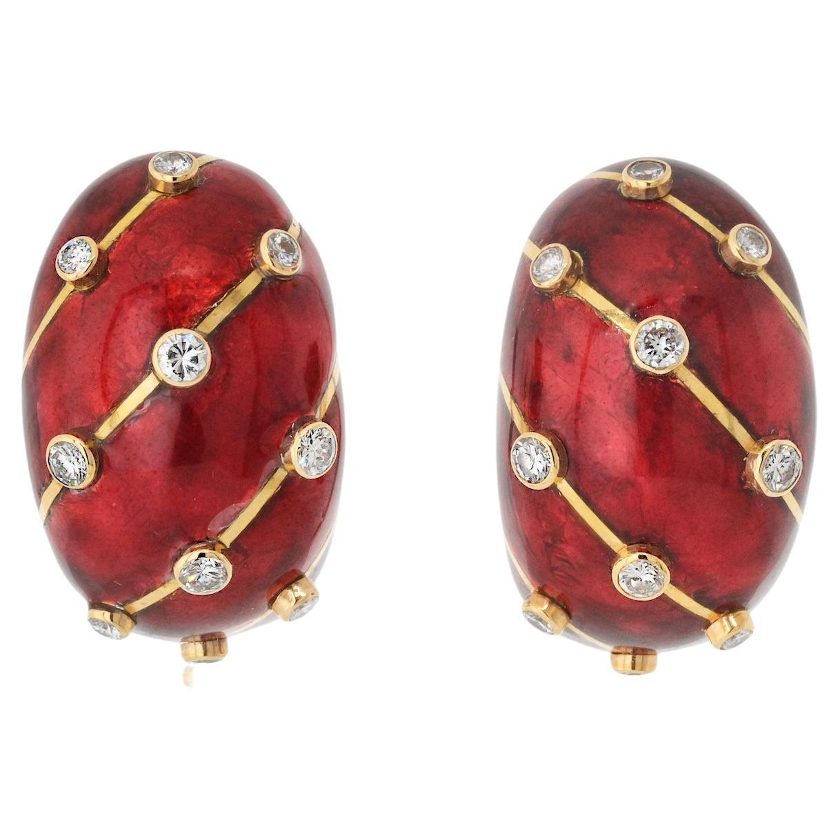 Tiffany & Co. Boucles d'oreilles en or jaune 18 carats avec émail rouge et diamant Banane Clips en vente