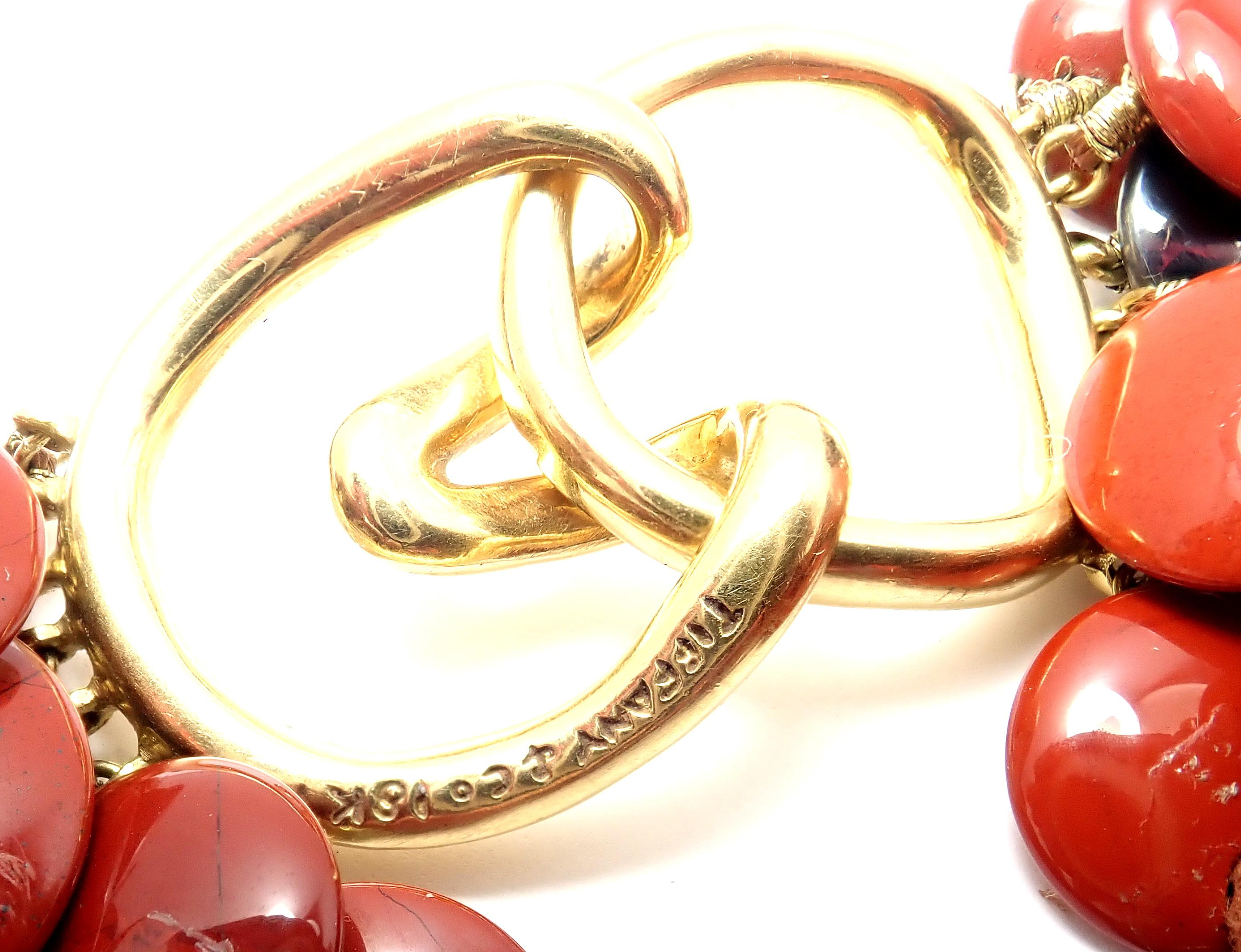 Non taillé Tiffany & Co Collier en or jaune à plusieurs rangs de perles de jaspe rouge et d'hématite en vente