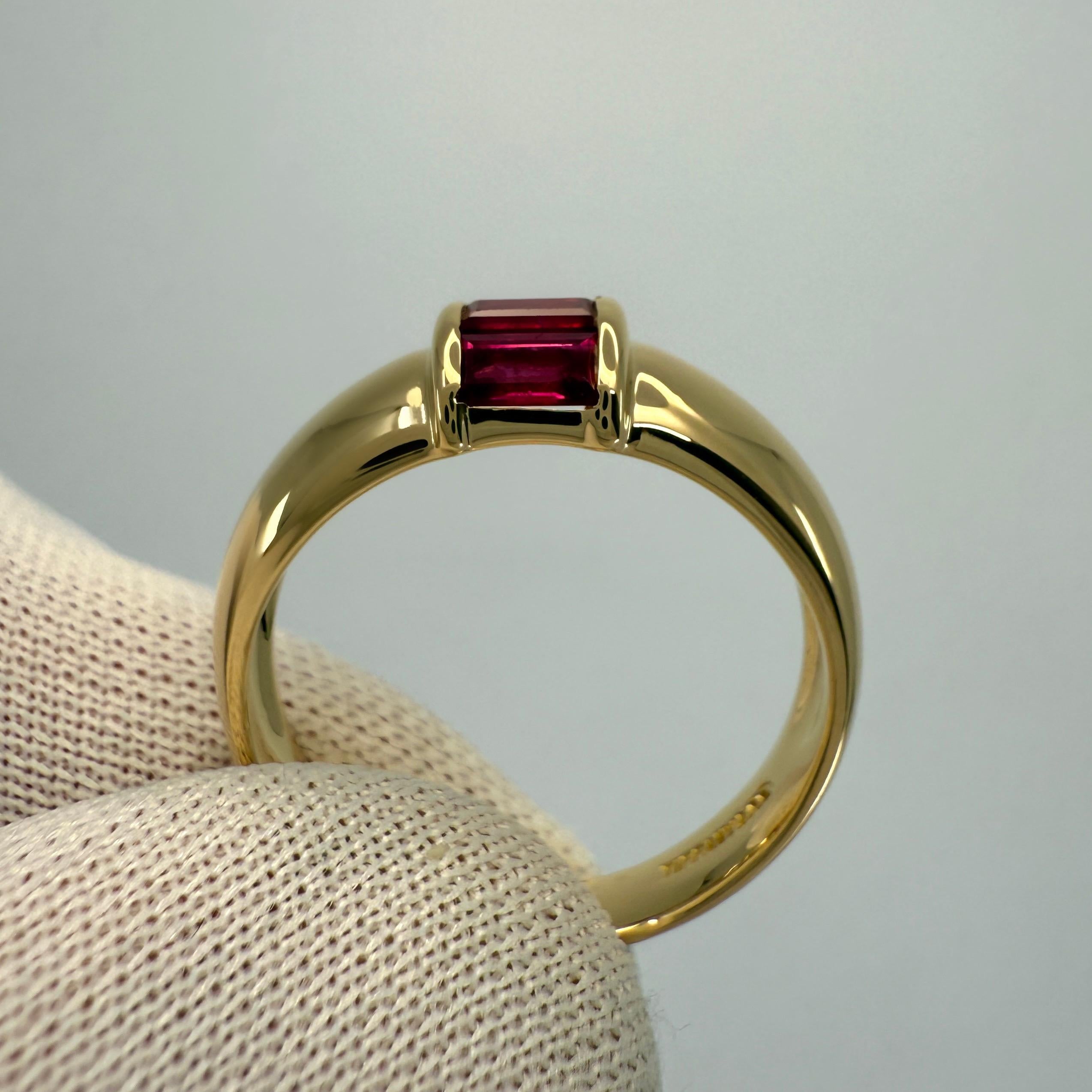 Tiffany & Co. Red Ruby Baguette Cut 18k Yellow Gold Three Stone Band Ring 3