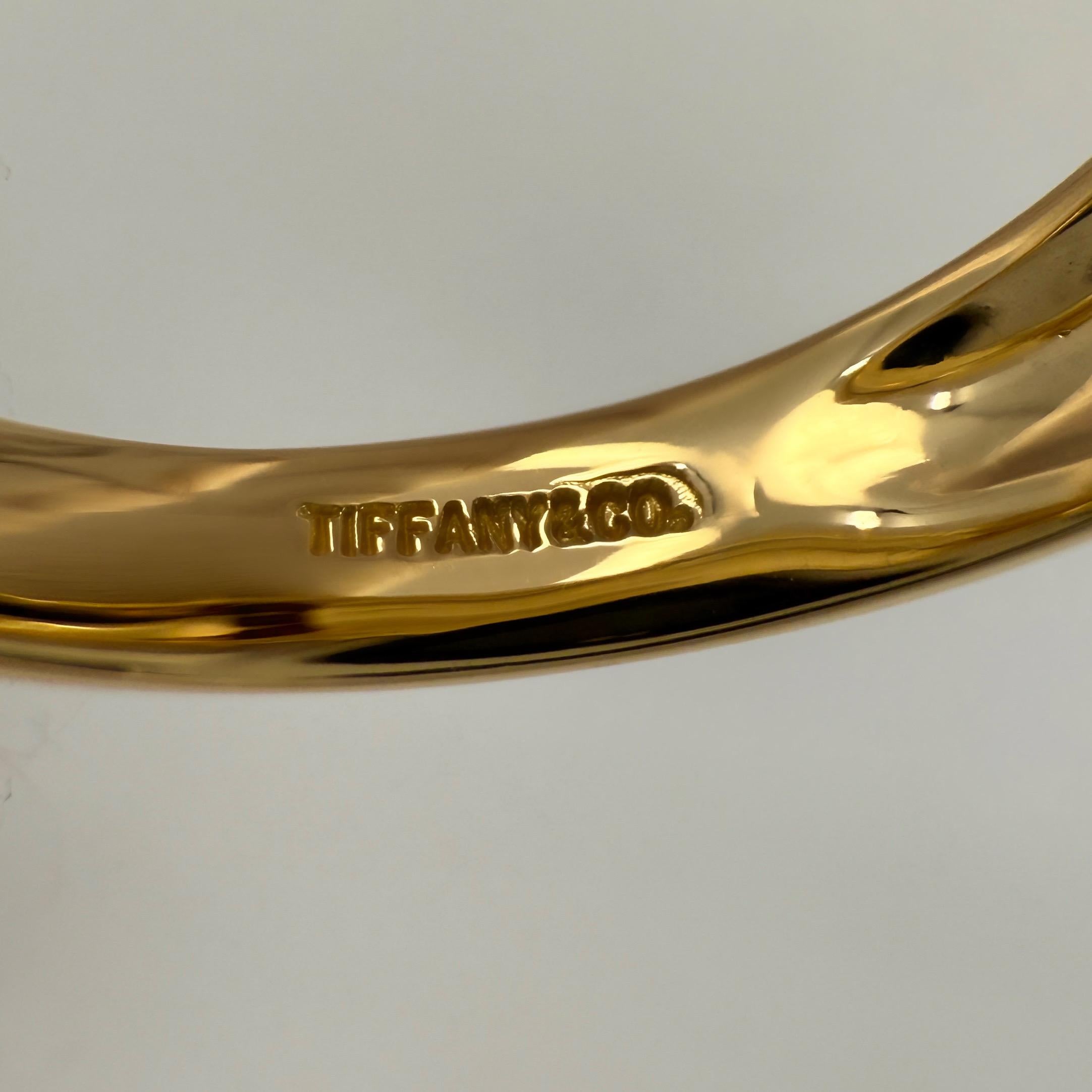 Tiffany & Co. Bague à trois pierres en or jaune 18 carats avec rubis rouge taille baguette en vente 3
