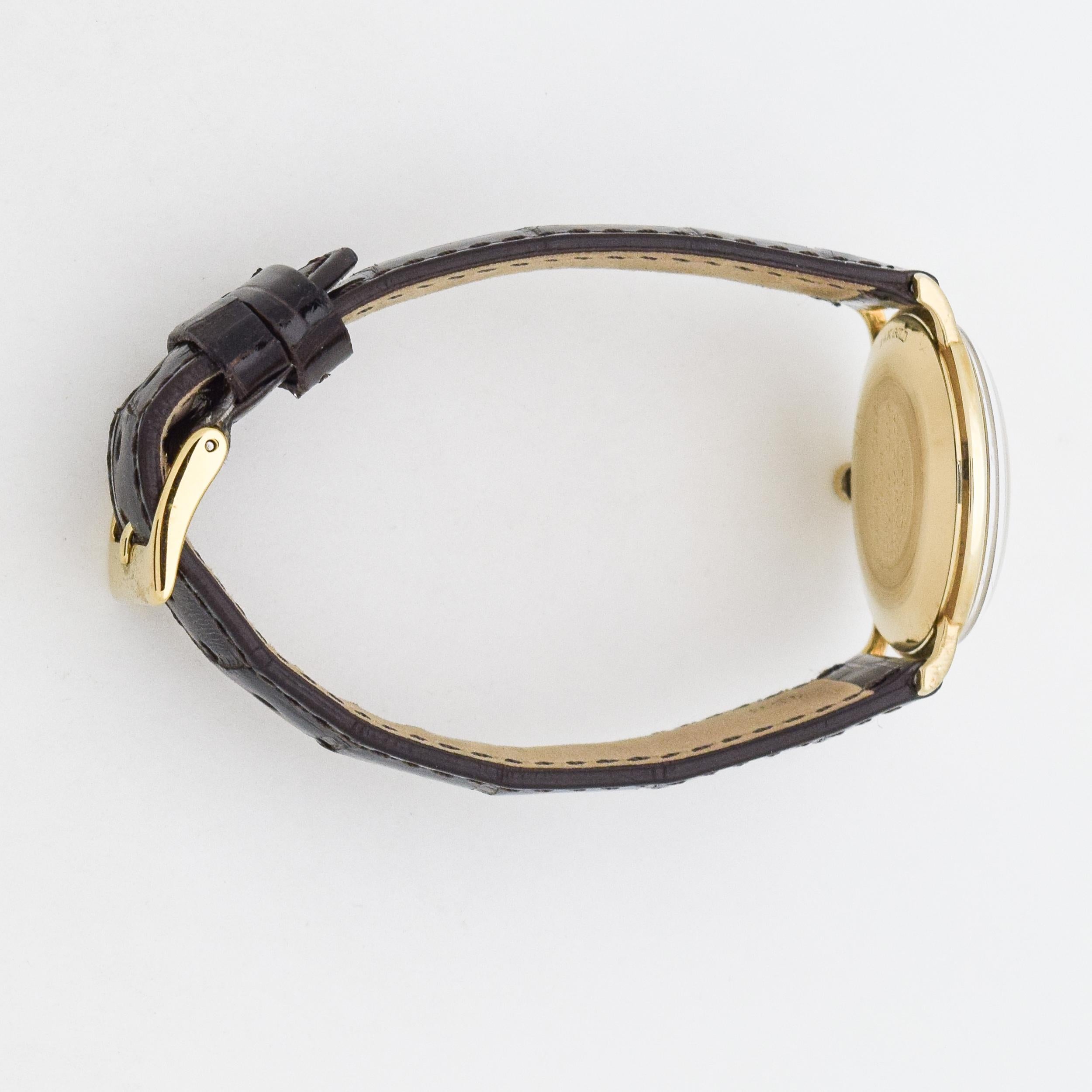 Tiffany & Co. Reference T-101-C with a 14 Karat Yellow Gold Case, 1994 For Sale 2