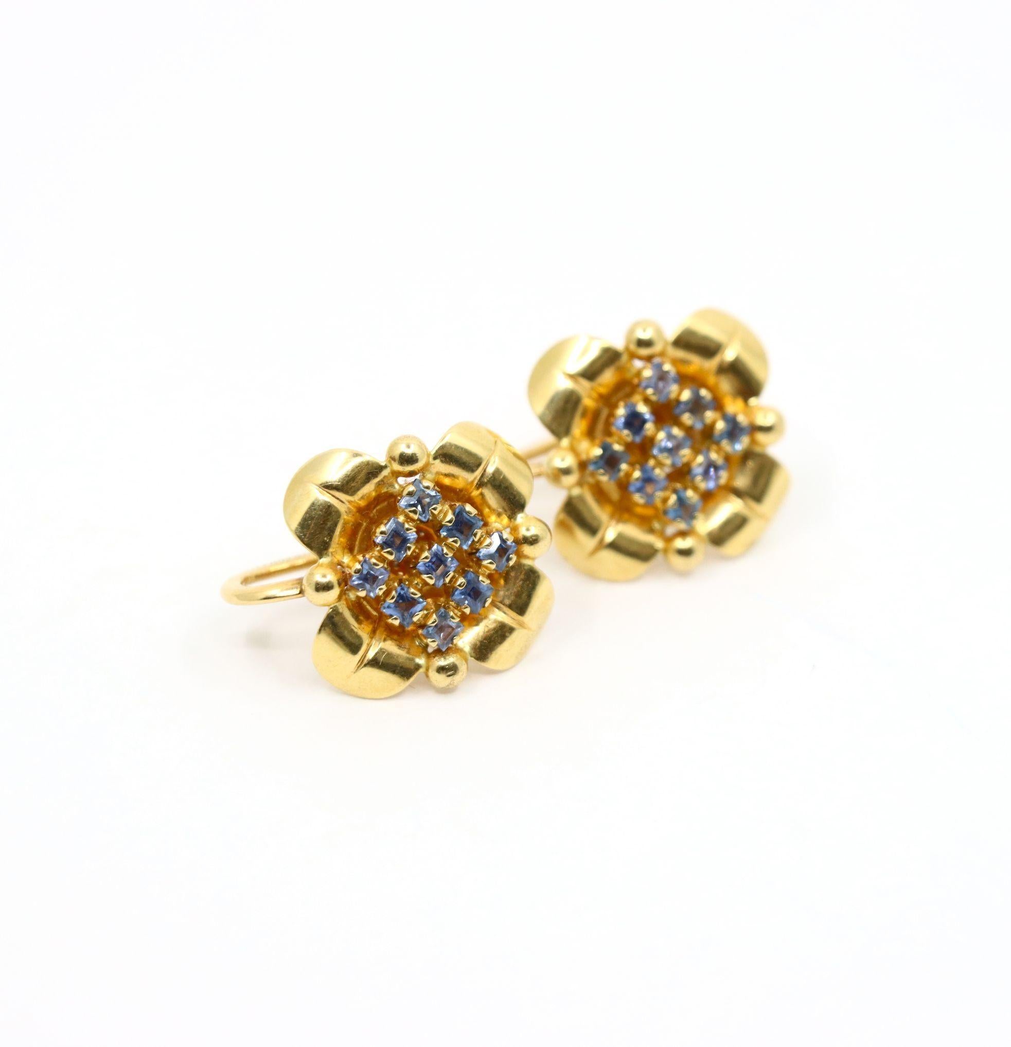 Tiffany & Co. Retro 14K Gold Saphir Blume Ohrringe Damen im Angebot