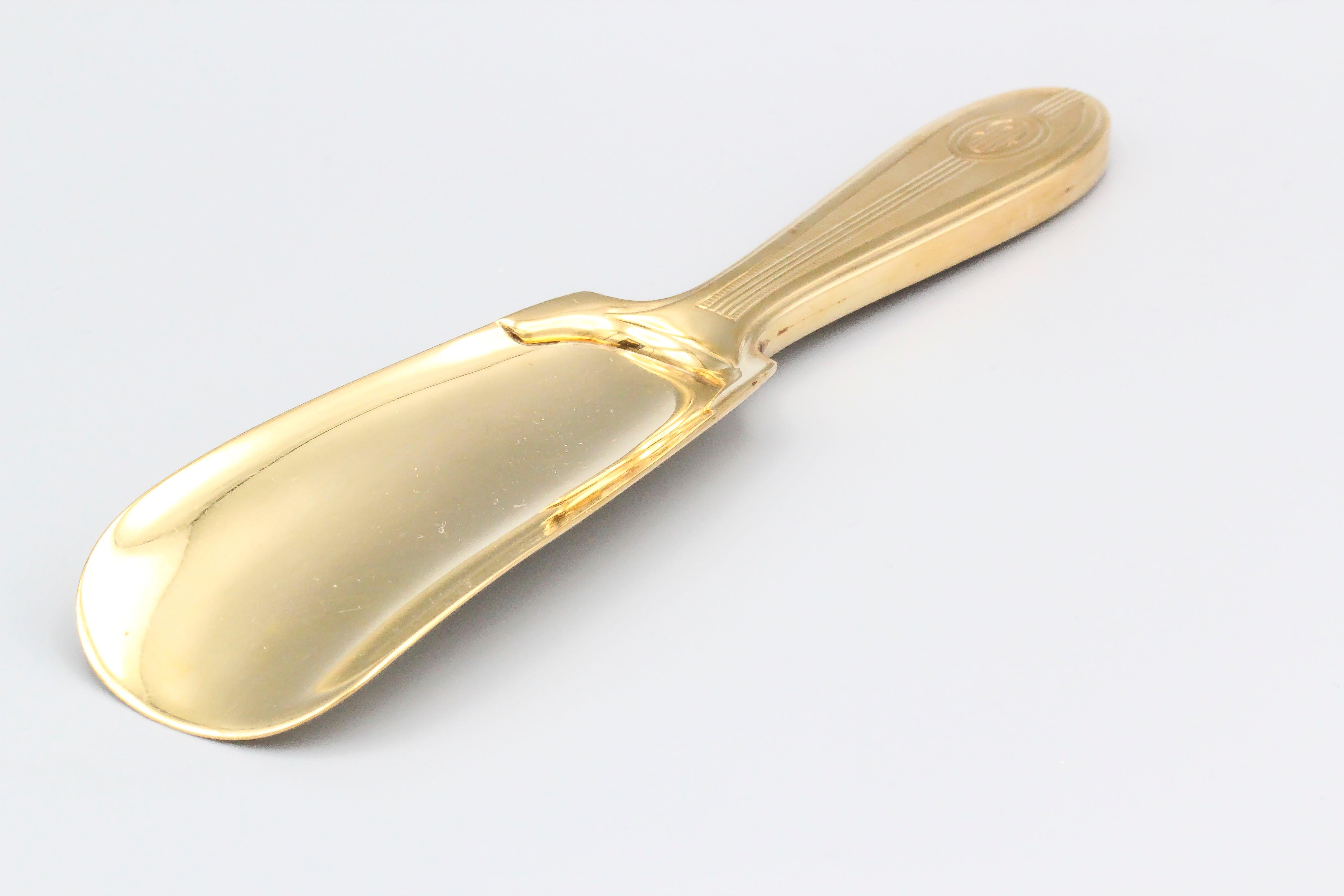 Women's or Men's Tiffany & Co. Retro 14 Karat Gold Shoehorn For Sale