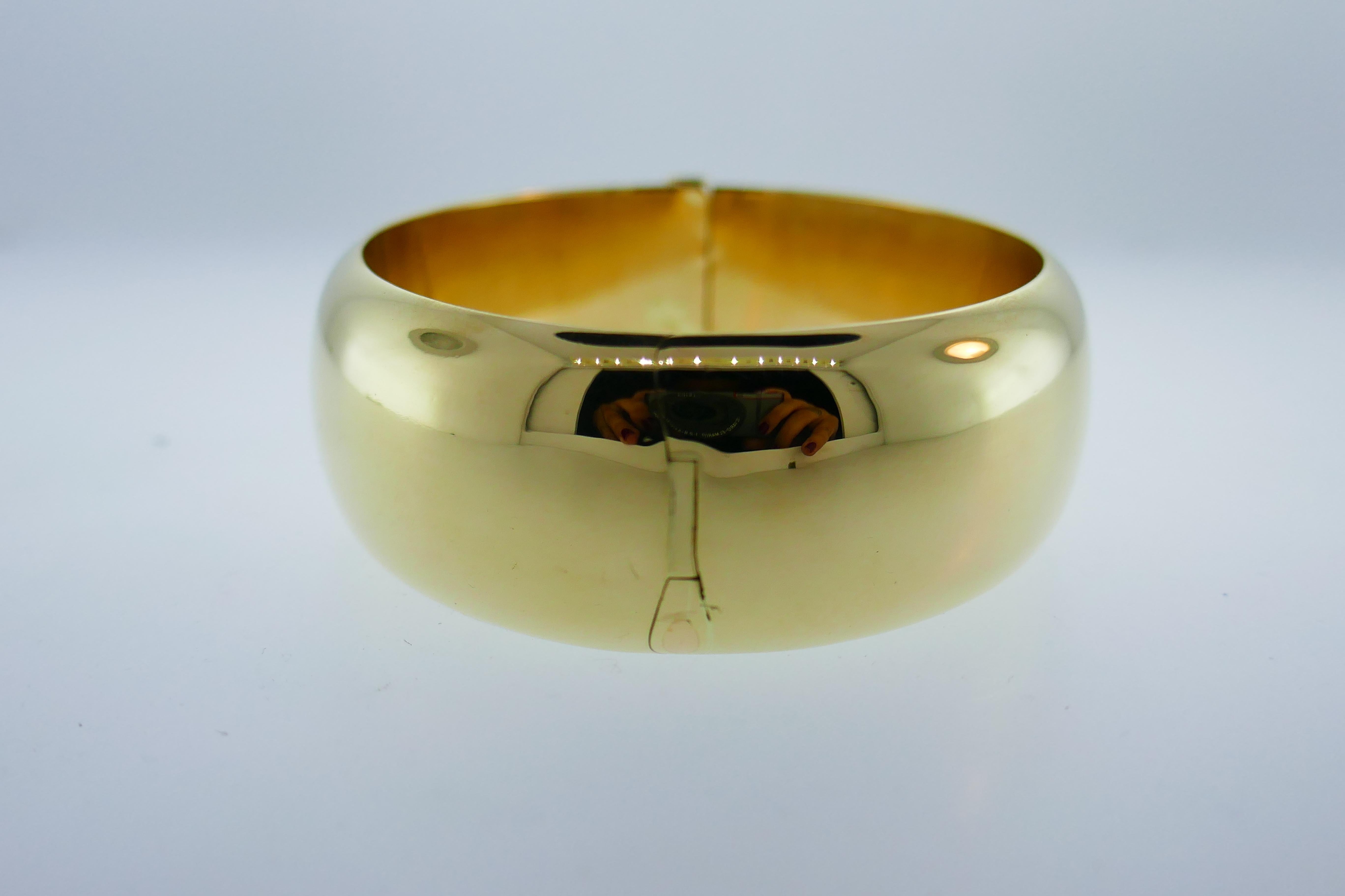 Tiffany & Co. Retro 14 Karat Yellow Gold Cuff Bangle Bracelet Rare 1