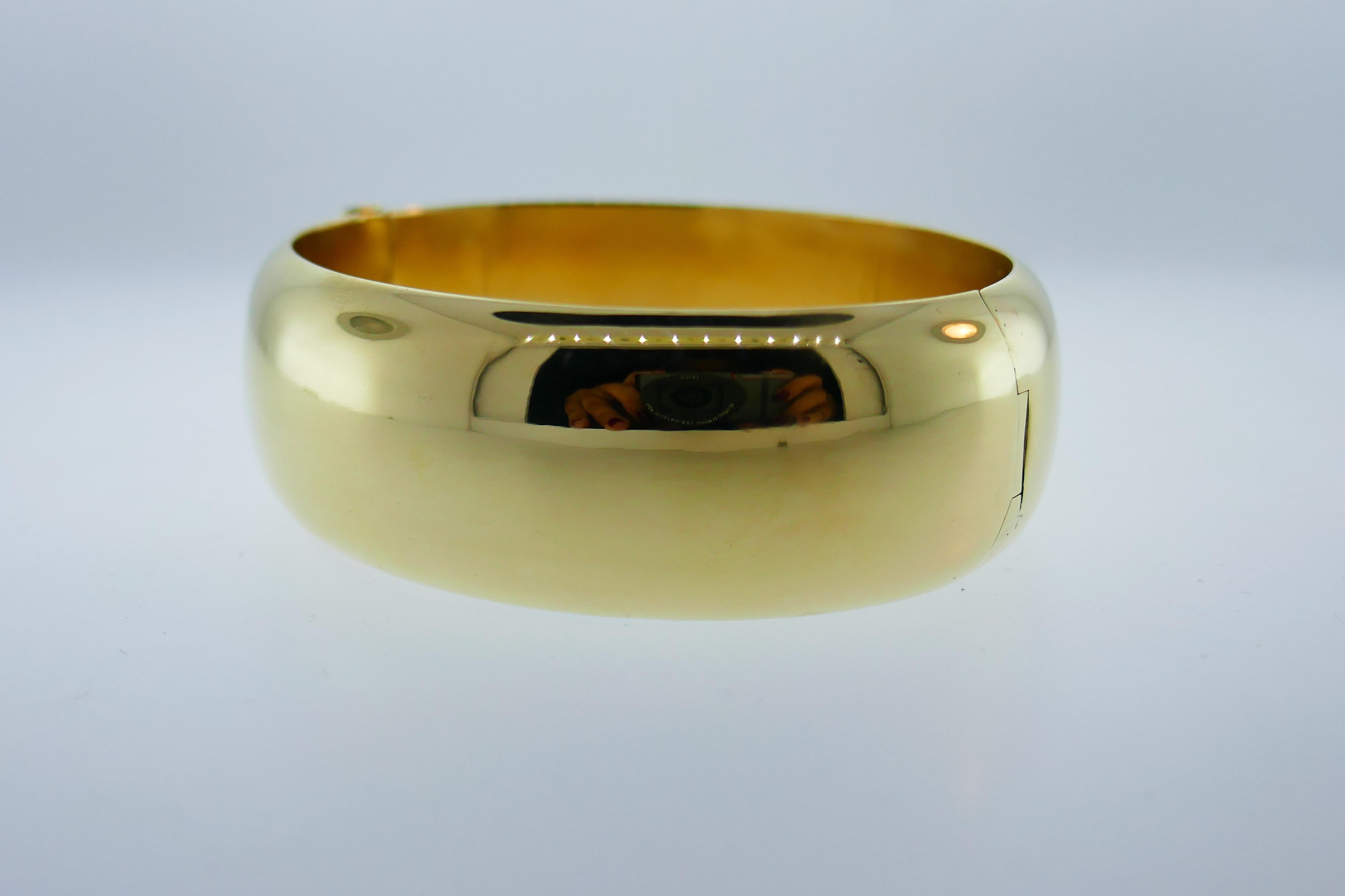 Tiffany & Co. Retro 14 Karat Yellow Gold Cuff Bangle Bracelet Rare 2