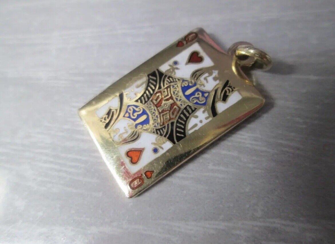 Tiffany & Co. 14k Yellow Gold & Enamel Queen of Hearts Charm Retro Circa 1950s


Here is your chance to purchase a beautiful and highly collectible designer charm.  Truly a great piece at a great price! 

Weight: 6.4 grams

The length with bail is 1