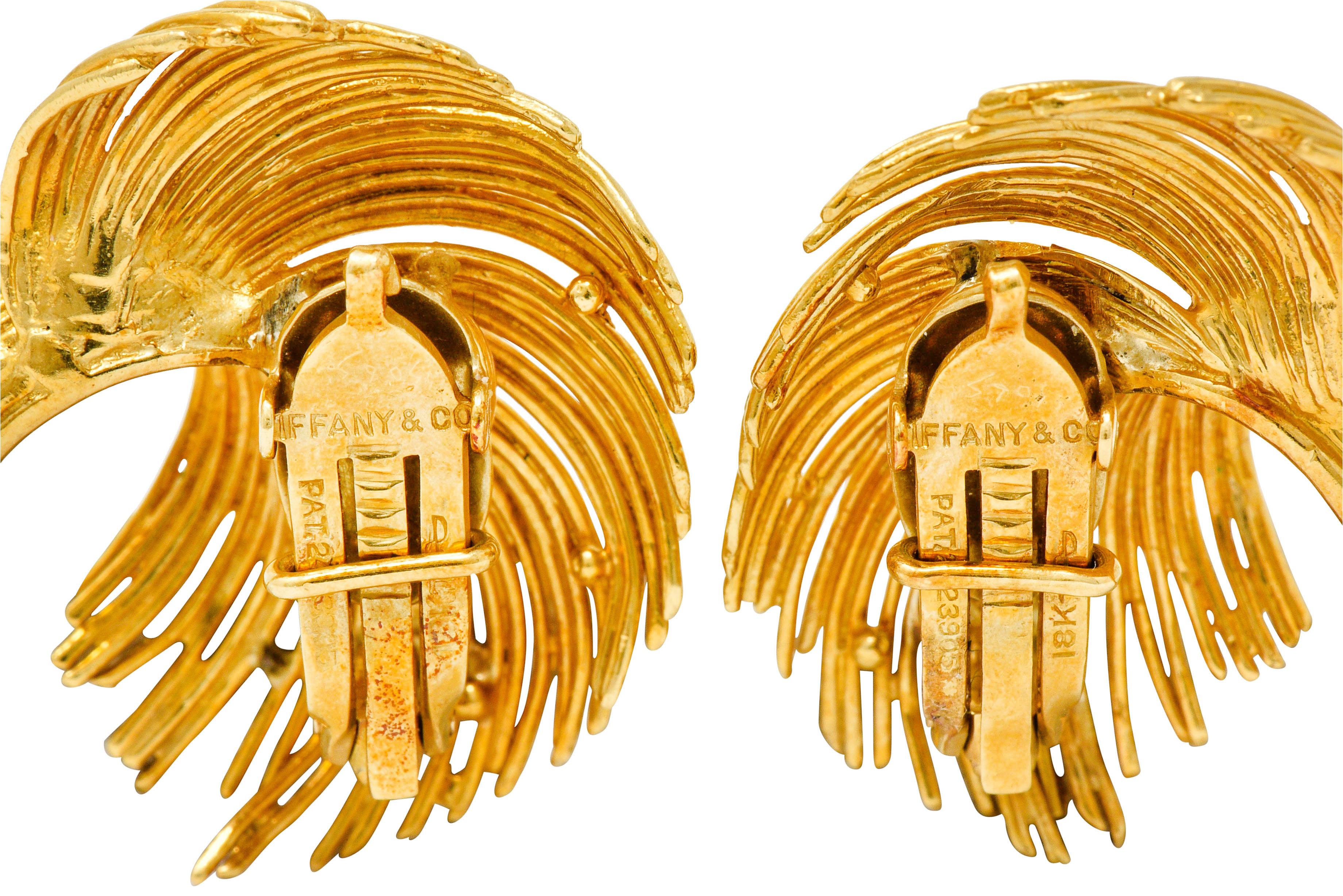 Women's or Men's Tiffany & Co. Retro 18 Karat Gold Feather Ear-Clip Earrings, circa 1940s