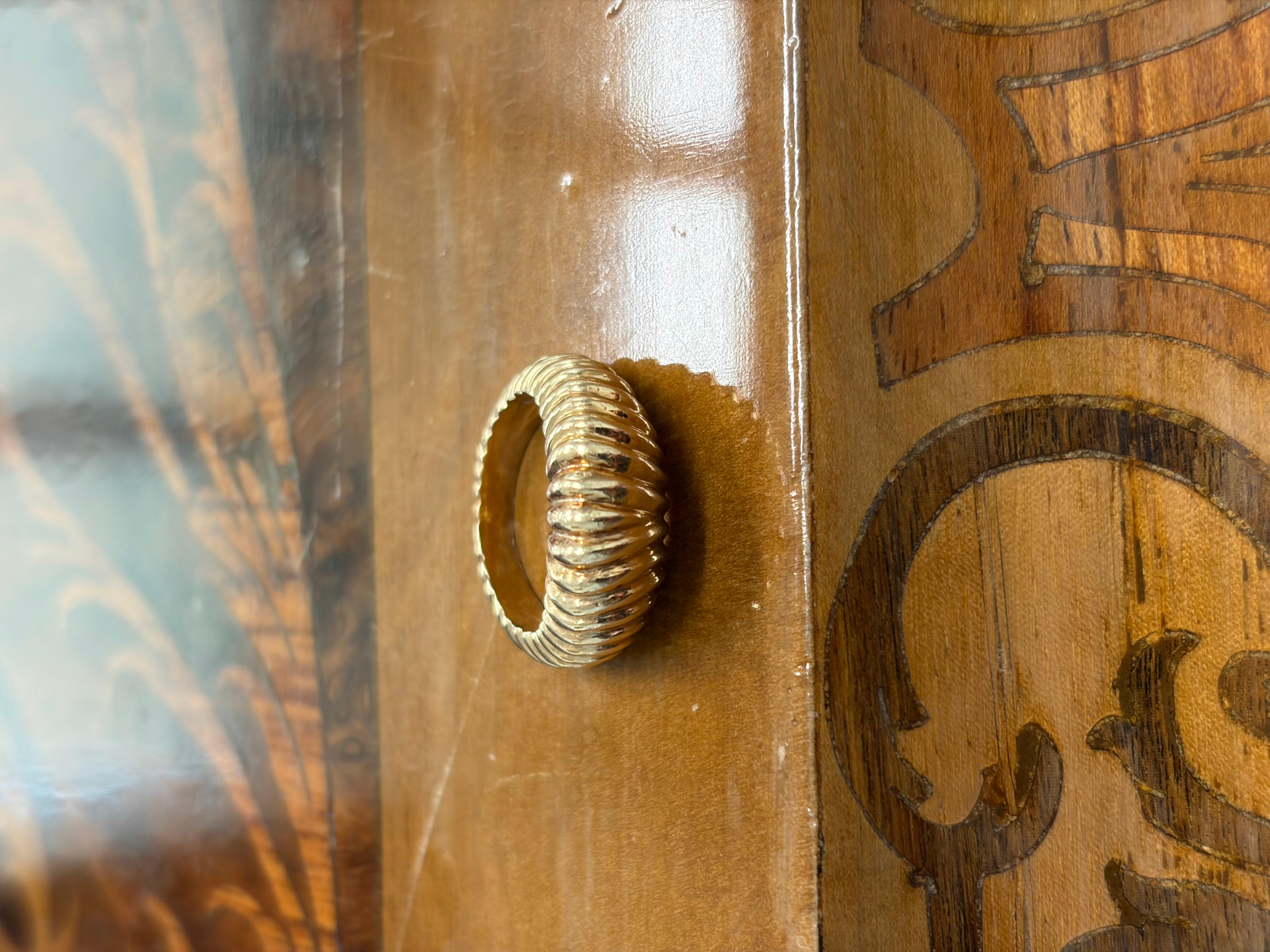 TIFFANY & CO. Anillo festoneado retro de oro amarillo de 14k de los años 50 en venta 1