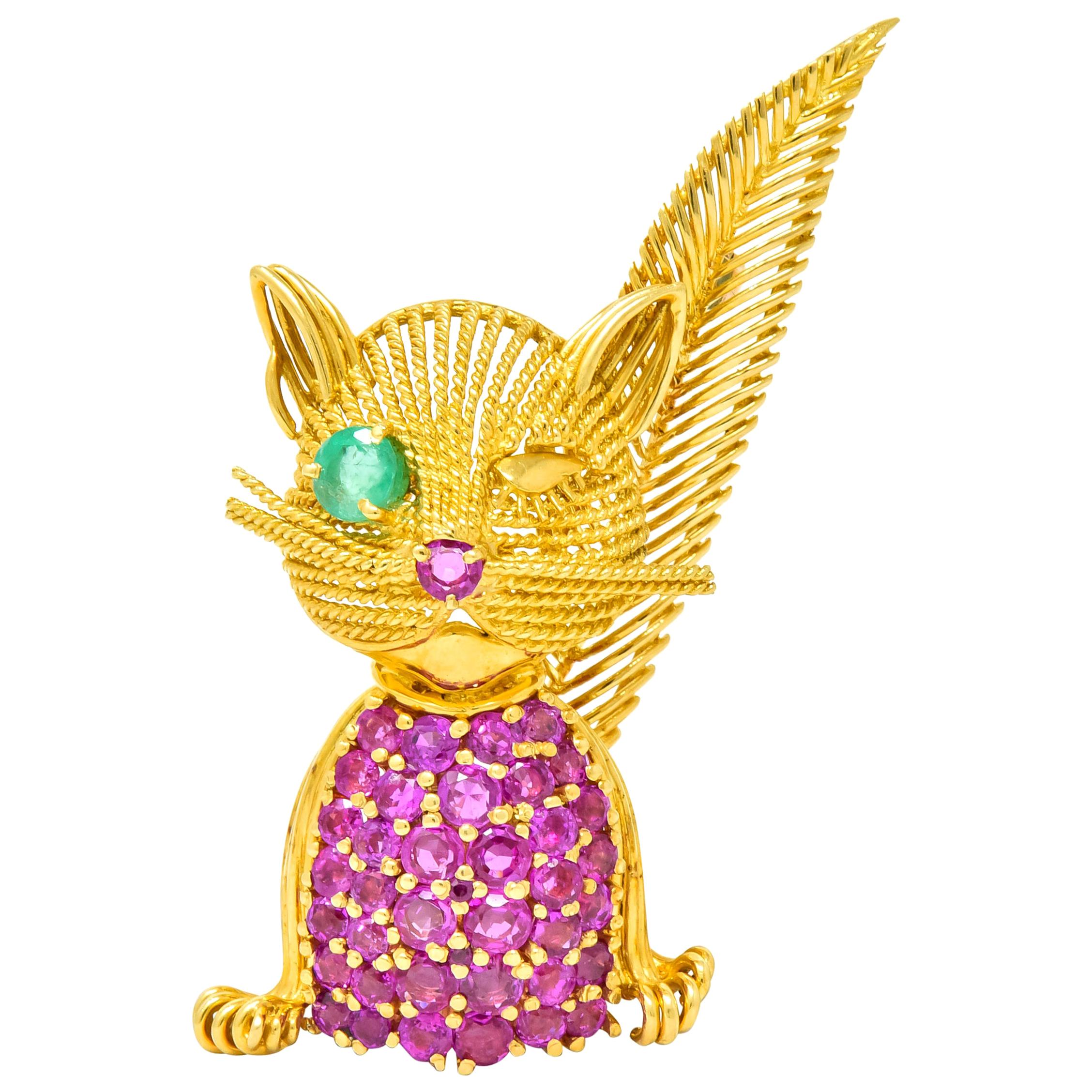 Tiffany & Co. Retro 5.45 Carat Ruby Emerald 18 Karat Gold Winking Cat Brooch