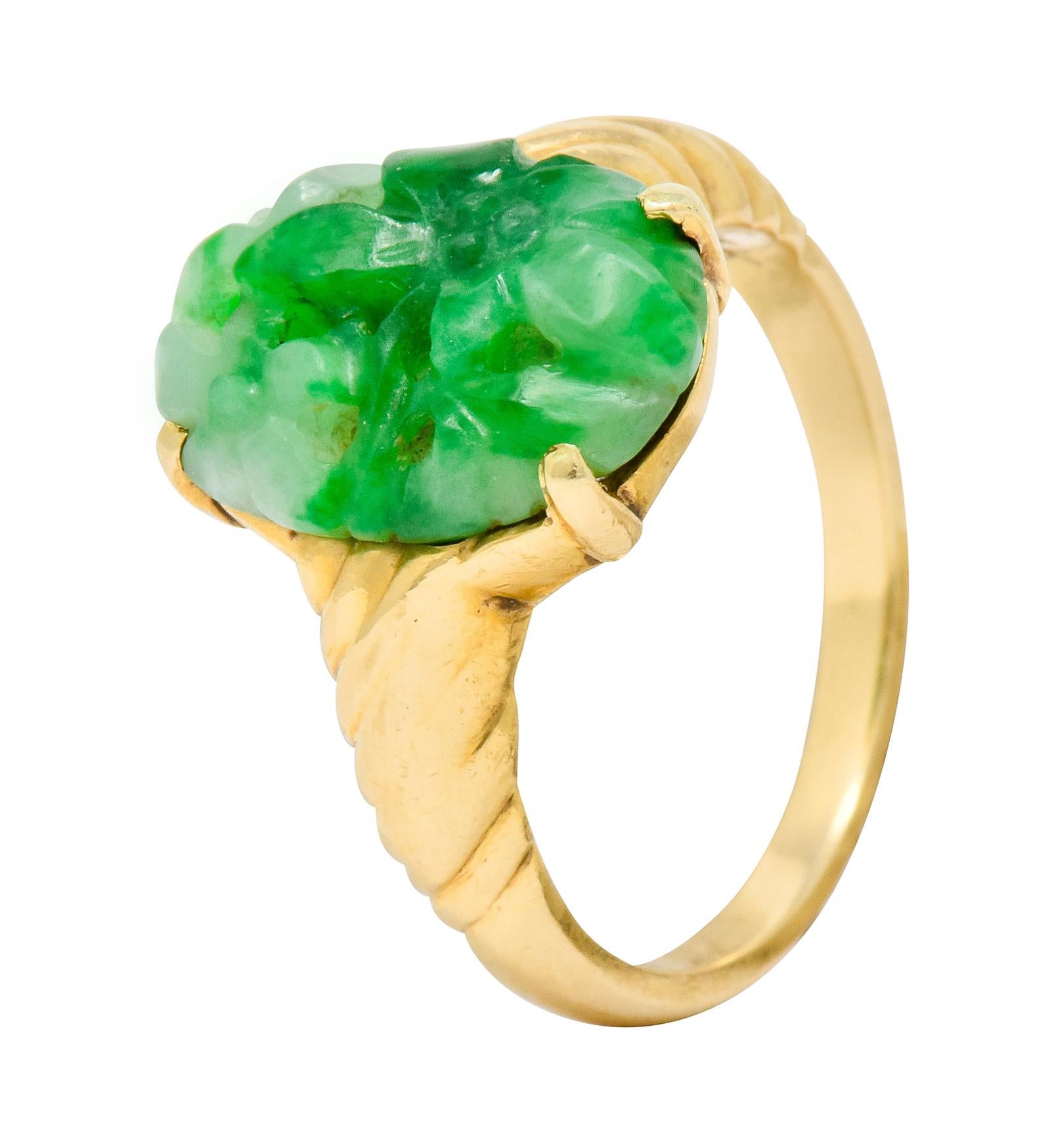 Tiffany & Co. Retro Carved Jade 14 Karat Gold Floral Ring 4