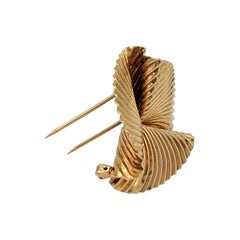 Tiffany & Co. Retro Gold Swirl Pin