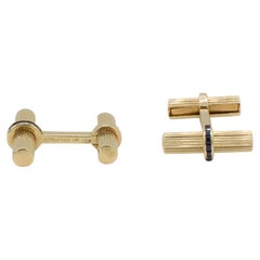 Tiffany & Co. Retro Mid-Century 18 Karat Yellow Gold Blue Sapphire Bar Cufflinks