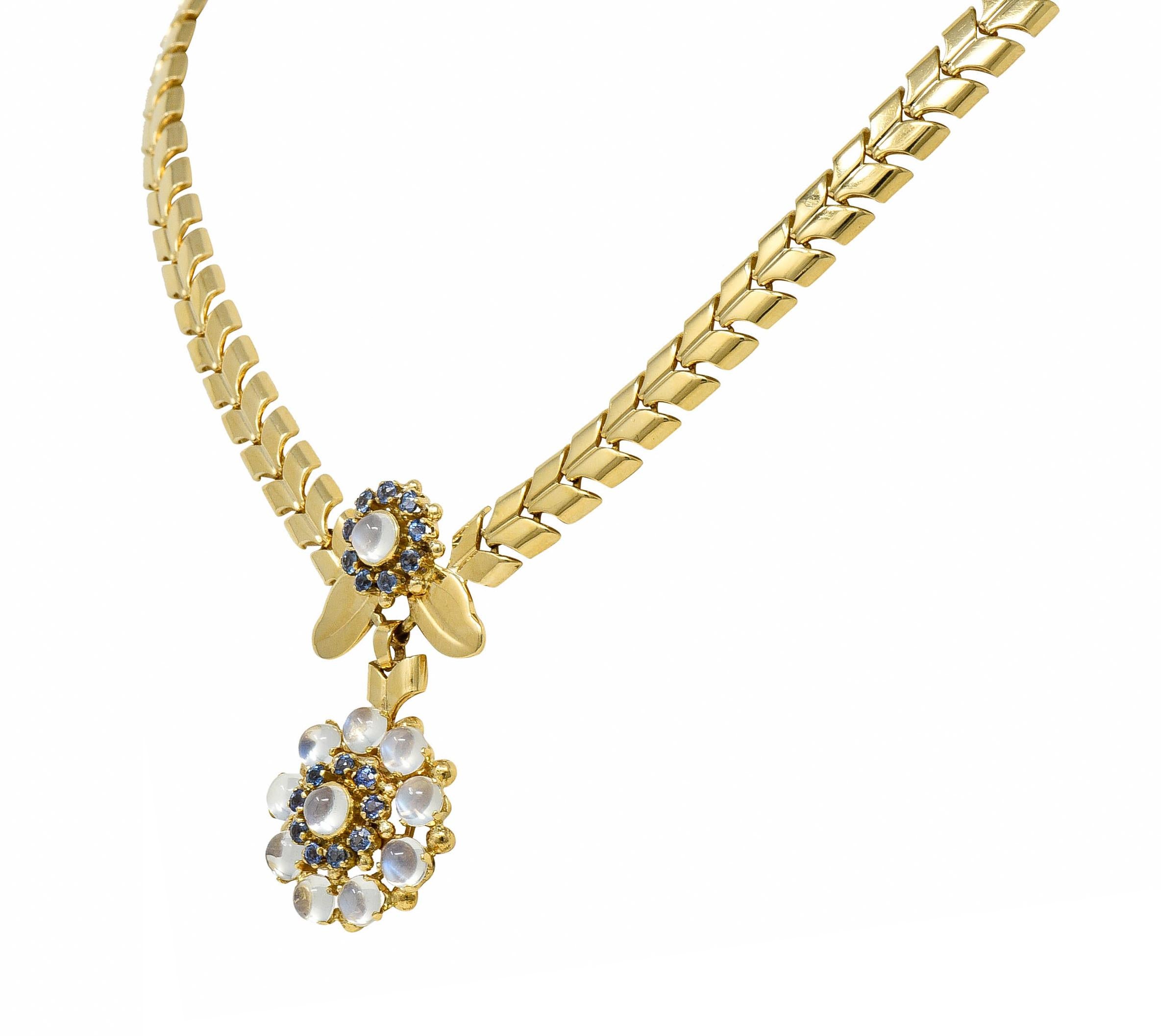 Tiffany & Co. Retro Mondstein Saphir 14 Karat Gold Floral Cluster Halskette (Cabochon)