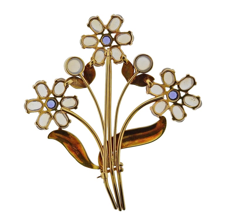 Tiffany & Co. Retro Moonstone Sapphire Gold Flower Brooch Pin In Excellent Condition For Sale In New York, NY