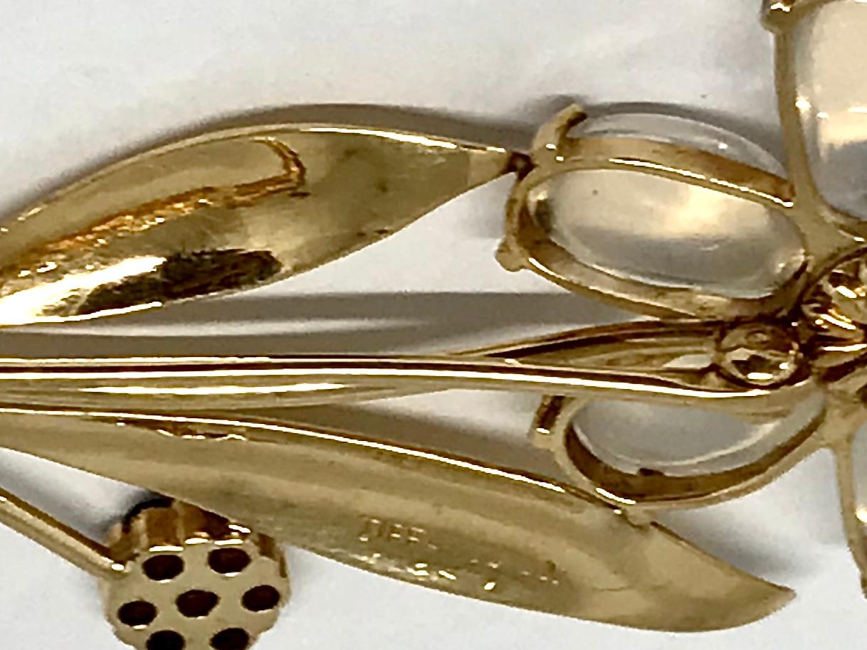 Women's or Men's Tiffany & Co. Retro Yellow Gold Moonstone Sapphire Flower Brooch Pin