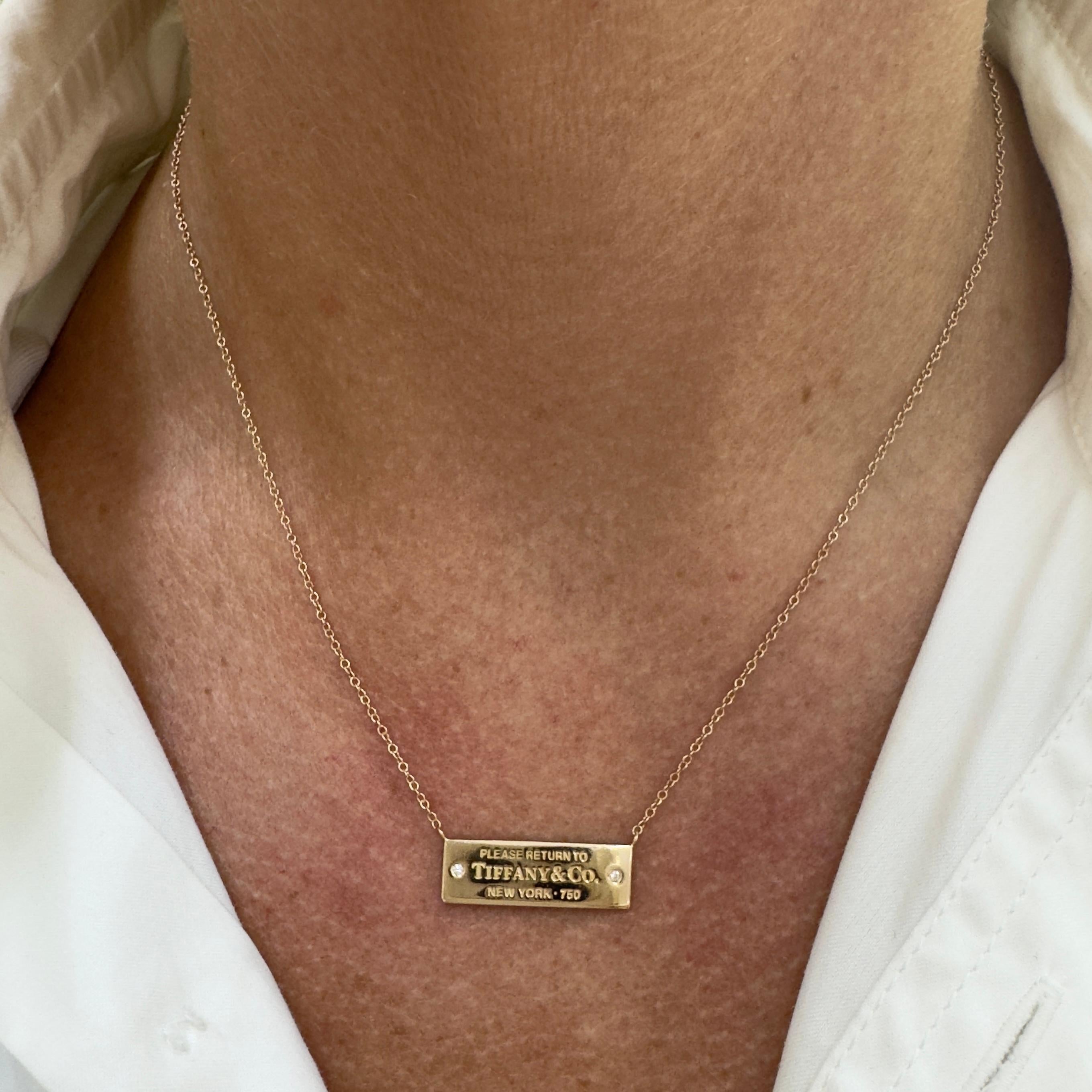 Tiffany & Co. Volver a Collar colgante con barra de diamantes Tiffany en oro amarillo de 18 quilates en venta 4