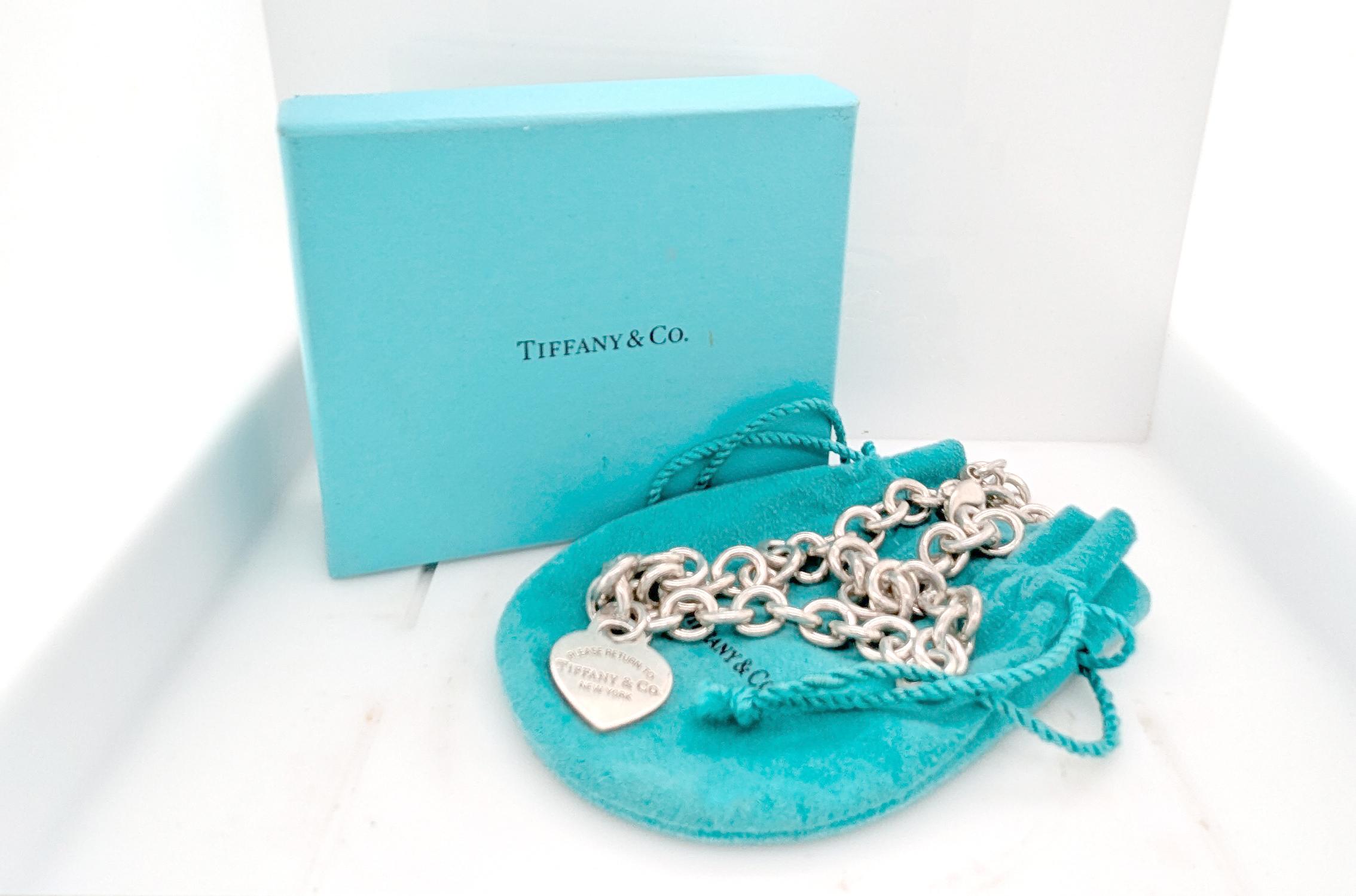Tiffany & Co. Torna a Ciondolo Collana Tiffany Cuore Argento 925 16 In in vendita 3