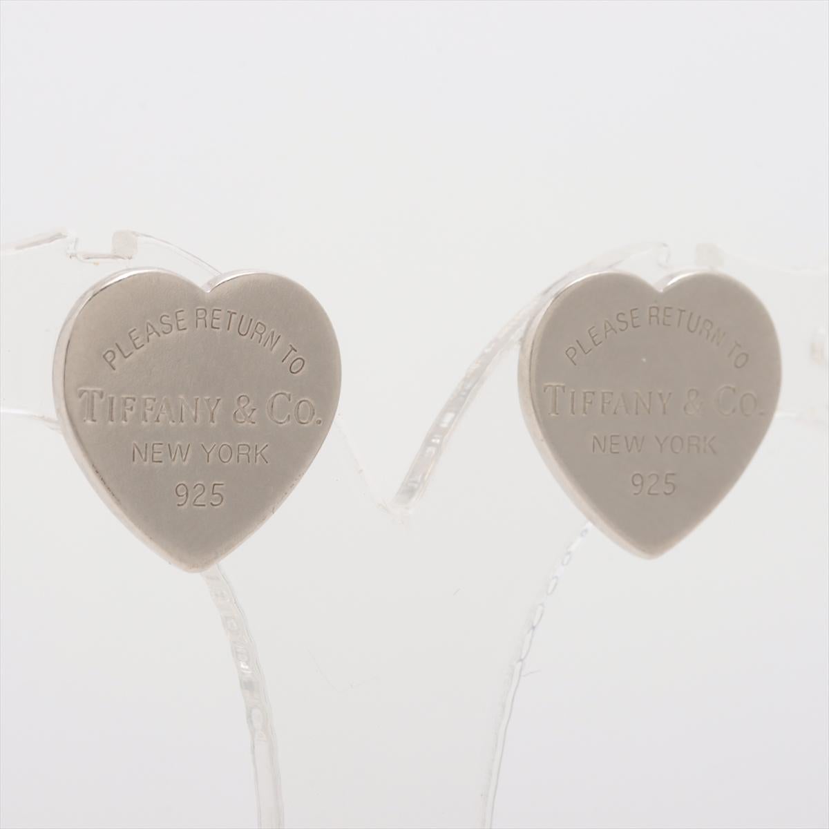 Tiffany & Co. Return To Tiffany Heart Tag Stud Earring Silver In Good Condition For Sale In Indianapolis, IN