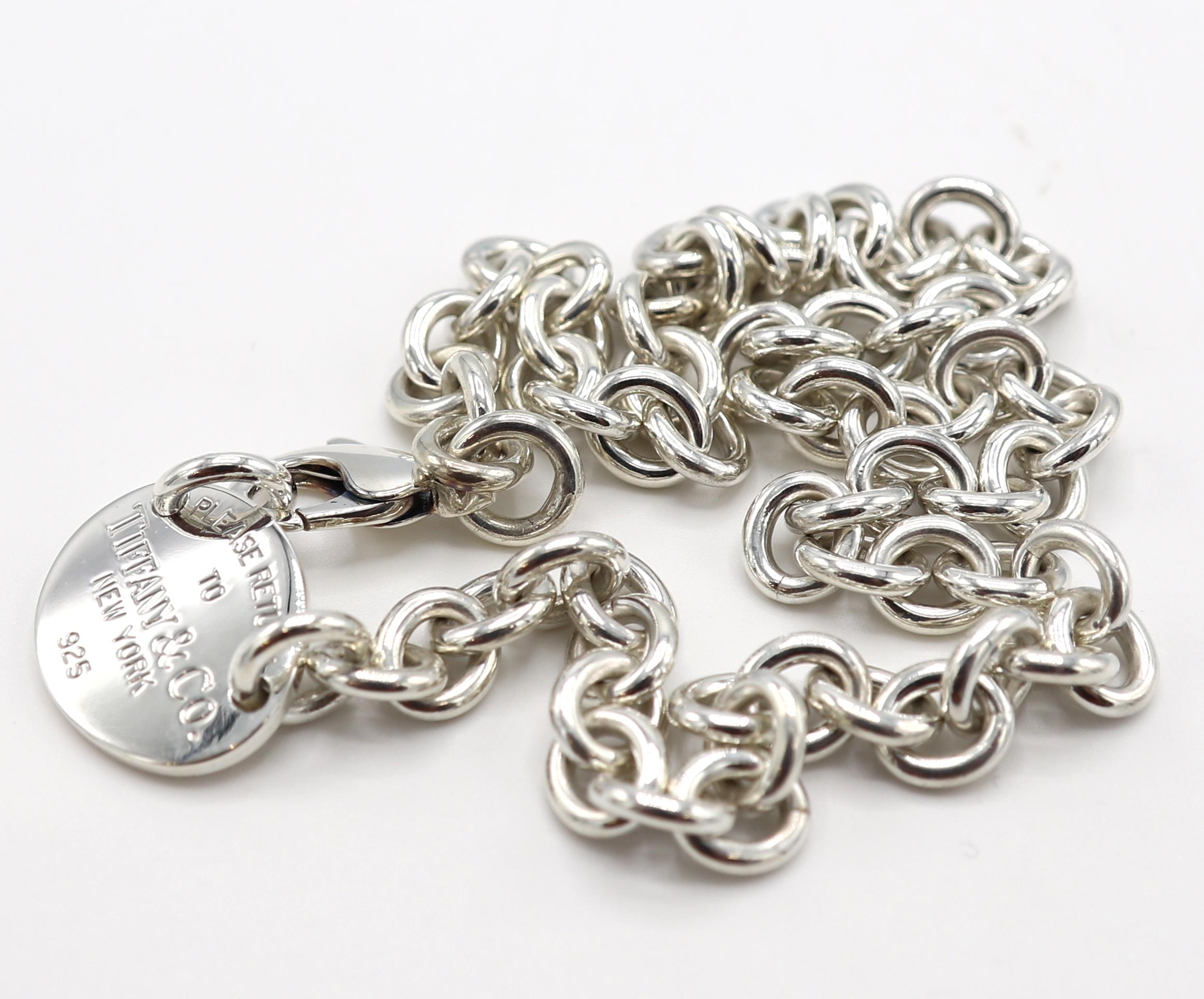 Tiffany & Co. Return To Tiffany Oval Link Tag Necklace Sterling Silver 
Metal: Sterling silver
Weight: 53.6 grams
Length: 15.5 inches
Links: 8 x 9mm
Tag: 22.5 x 18mm
Signed: Please Return to Tiffany & Co. New York 925 