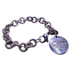 Vintage Tiffany & Co Return to Tiffany Sterling Silver Link Bracelet with Round Pendant