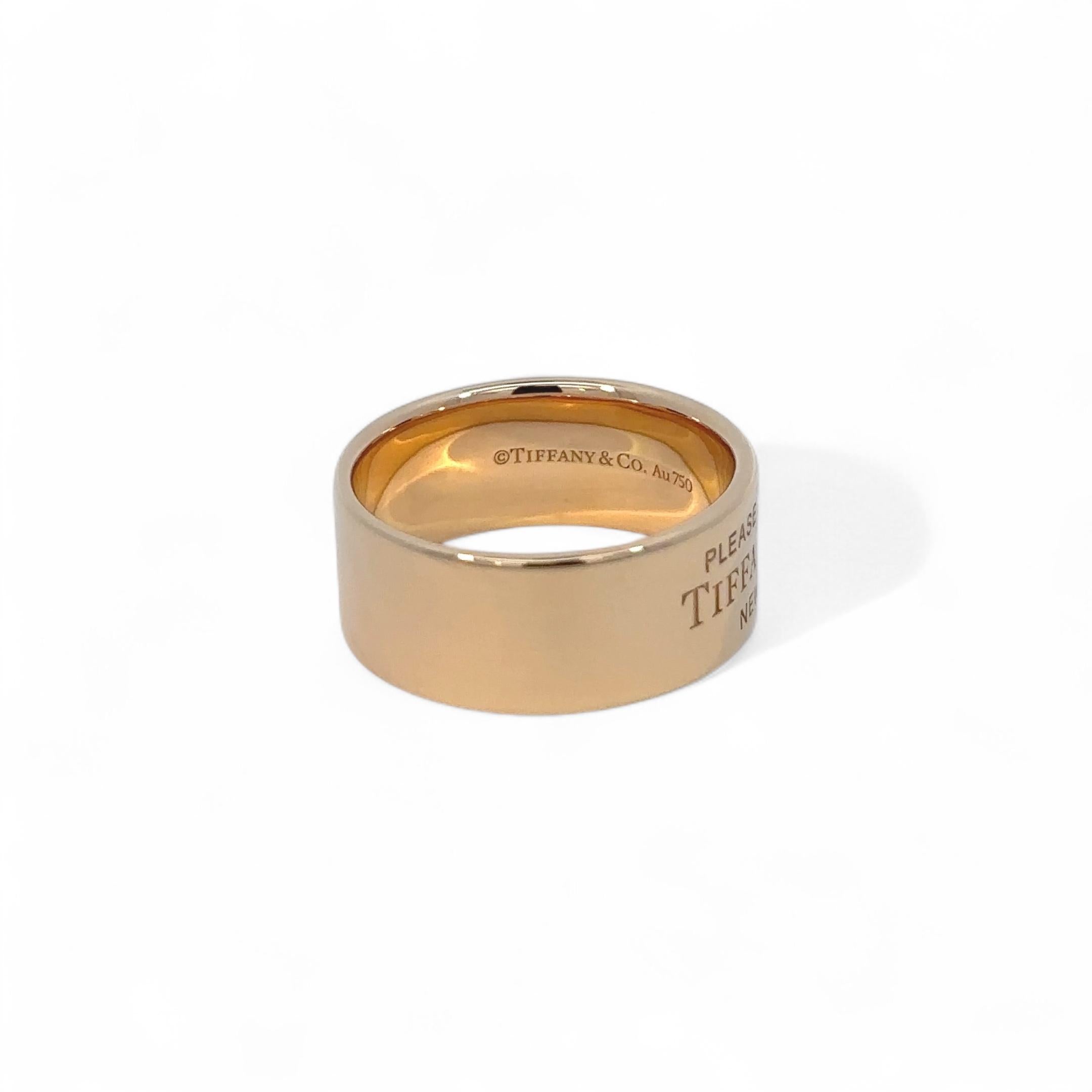 Cette élégante bague à anneau de Tiffany & Co, qui figure dans la collection emblématique 