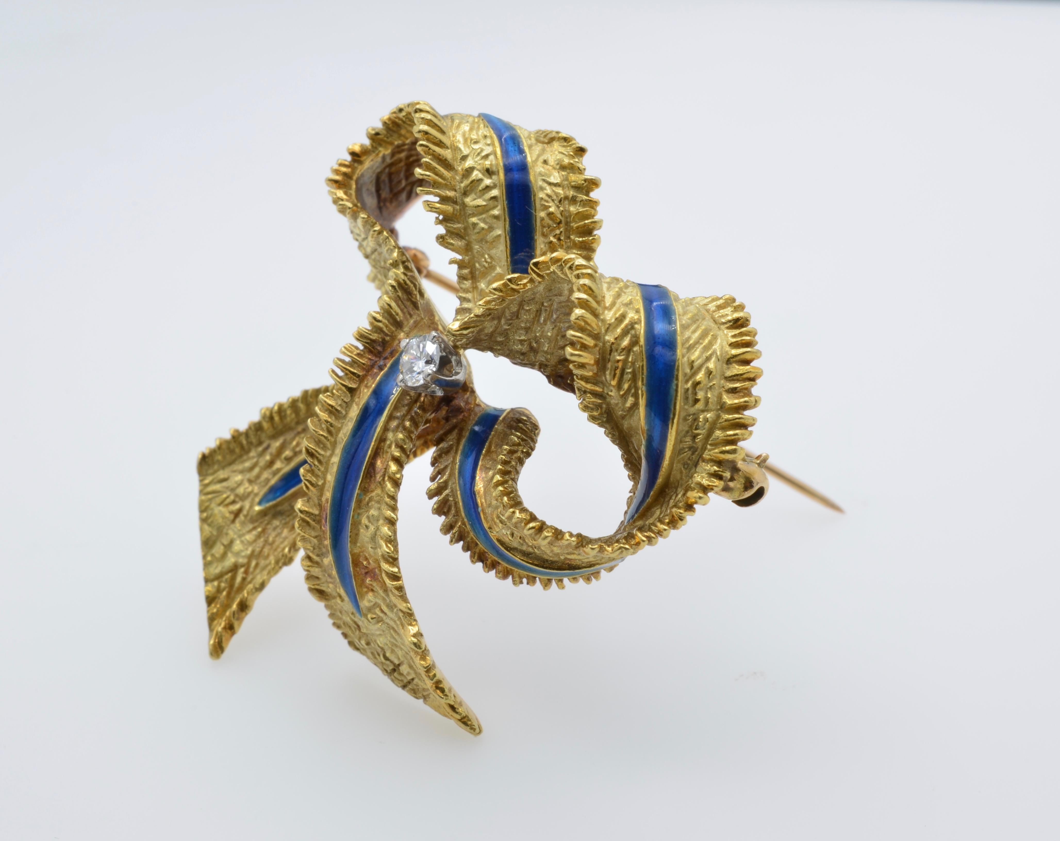 Modernist Tiffany & Co. Ribbon Brooch Diamond Blue Enamel 1960 Gold 18 Karat Textured
