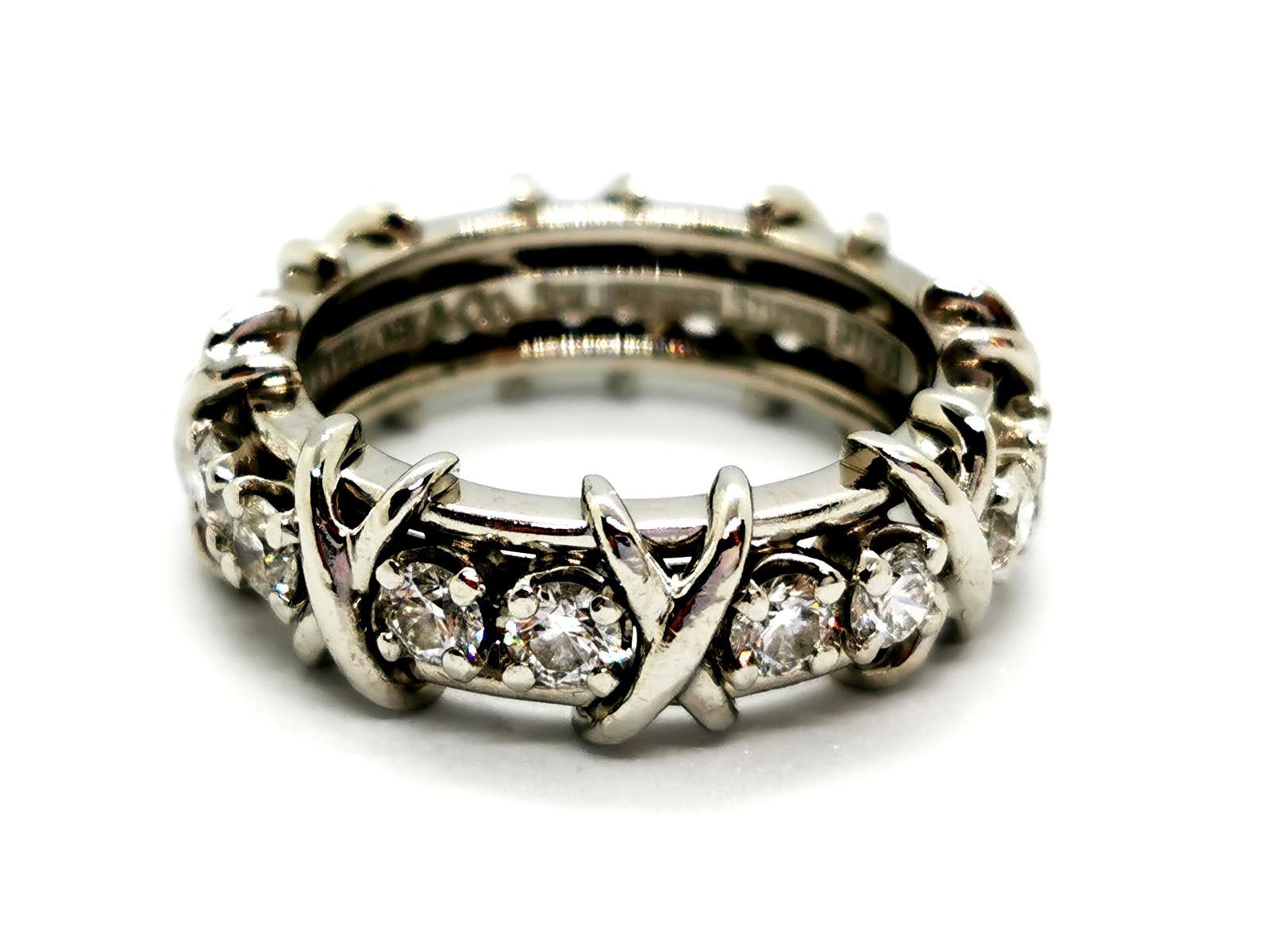 Sechzehn Stein-Platin-Diamant-Ring von Tiffany & Co Damen