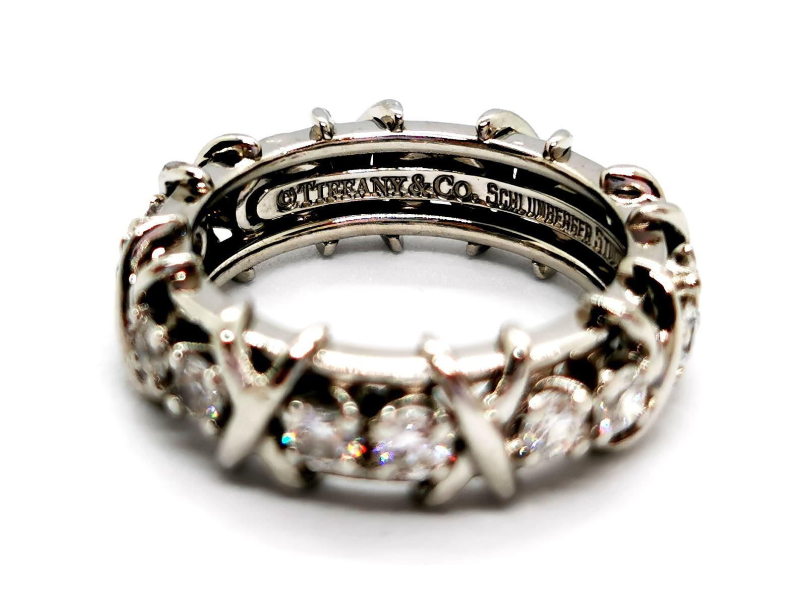 Sechzehn Stein-Platin-Diamant-Ring von Tiffany & Co 2