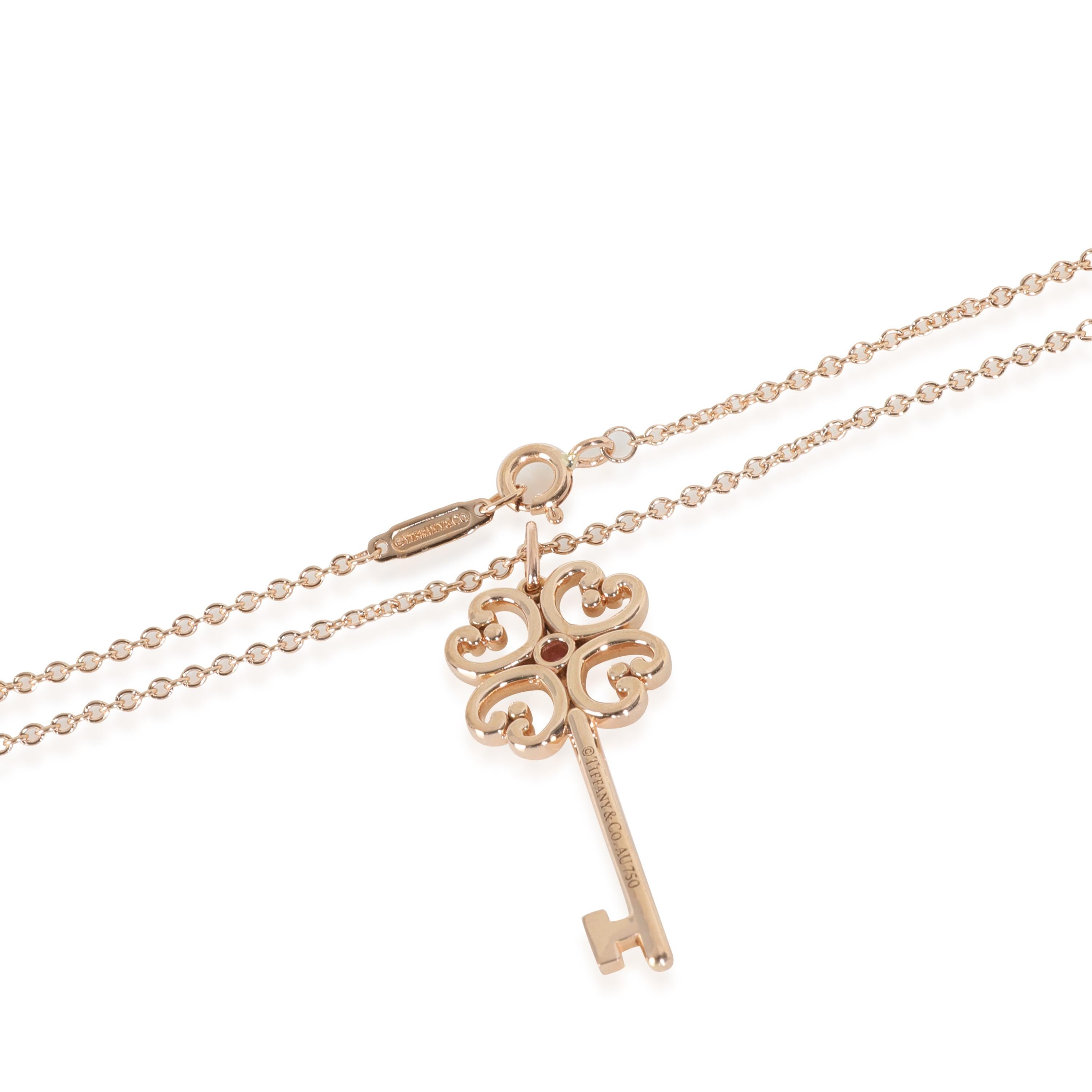 Tiffany & Co. Ciondolo a forma di chiave con zaffiro in oro rosa In condizioni ottime in vendita a New York, NY