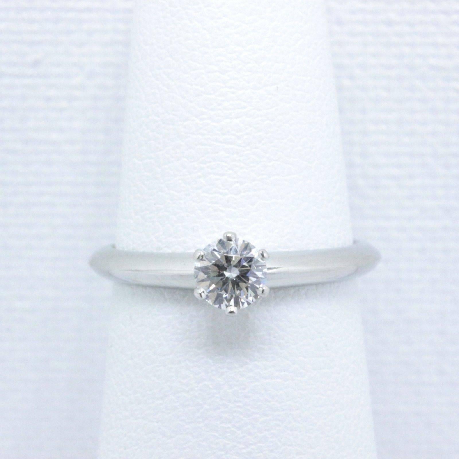 Women's Tiffany & Co. Round Brilliant 0.32 Carat Diamond and Platinum Engagement Ring